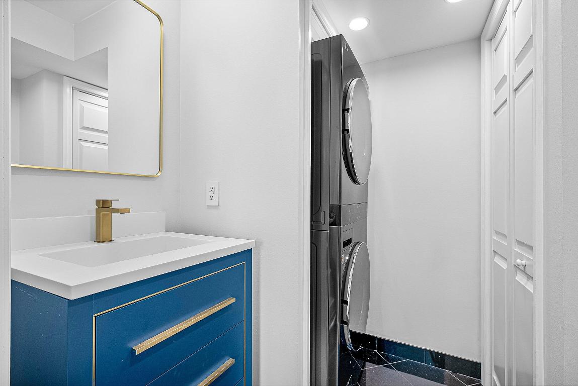 BAYVIEW OF POMPANO - Residential