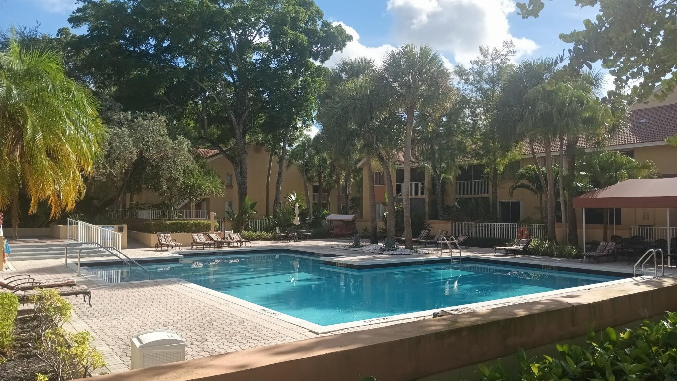 Napoli Gardens - Residential