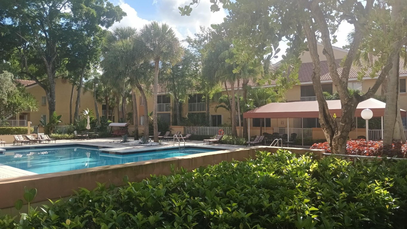 Napoli Gardens - Residential