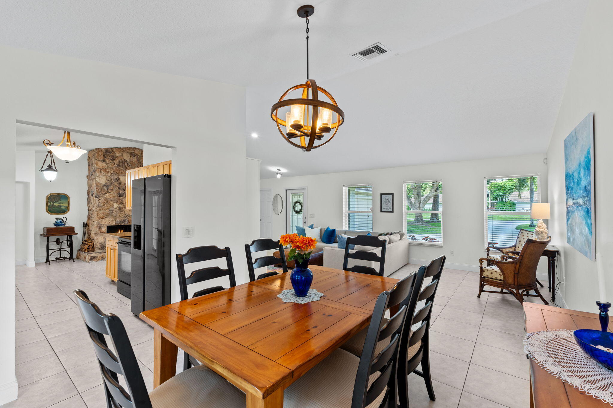 PINEWOOD EAST 2 OF WELLINGTON - Residential