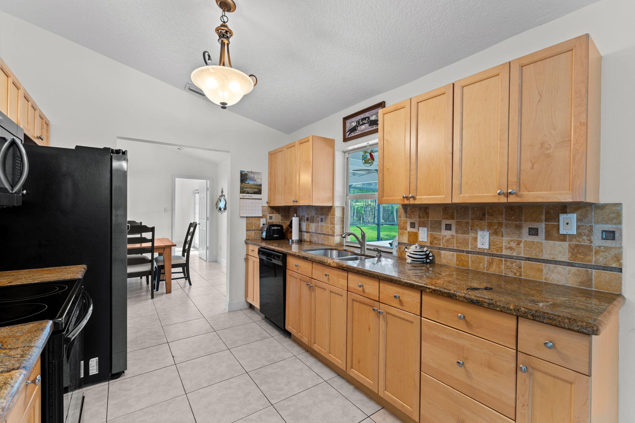 PINEWOOD EAST 2 OF WELLINGTON - Residential