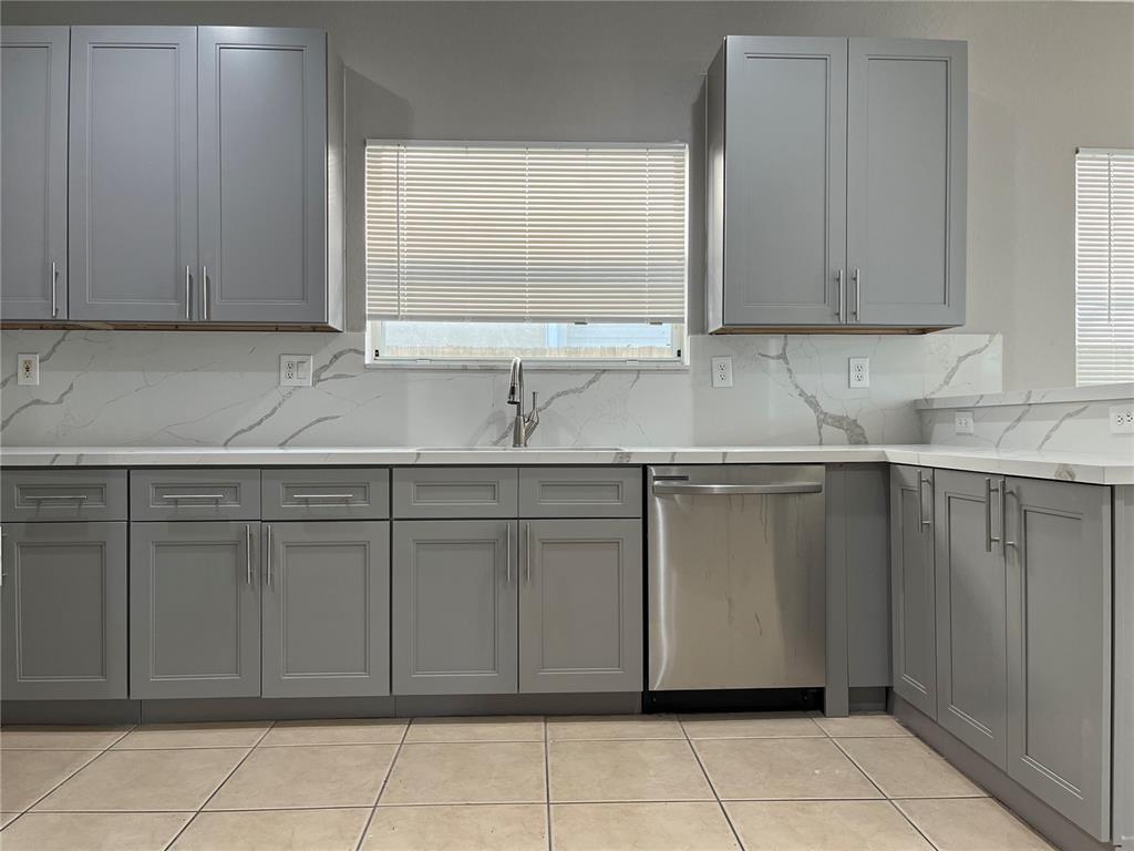 BALI AT OASIS - Residential Lease