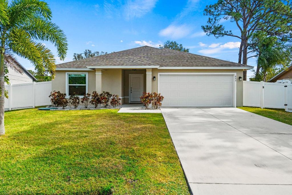 Photo of 643 SW Curry Street, Port Saint Lucie, FL 34983 (MLS # R11156621)