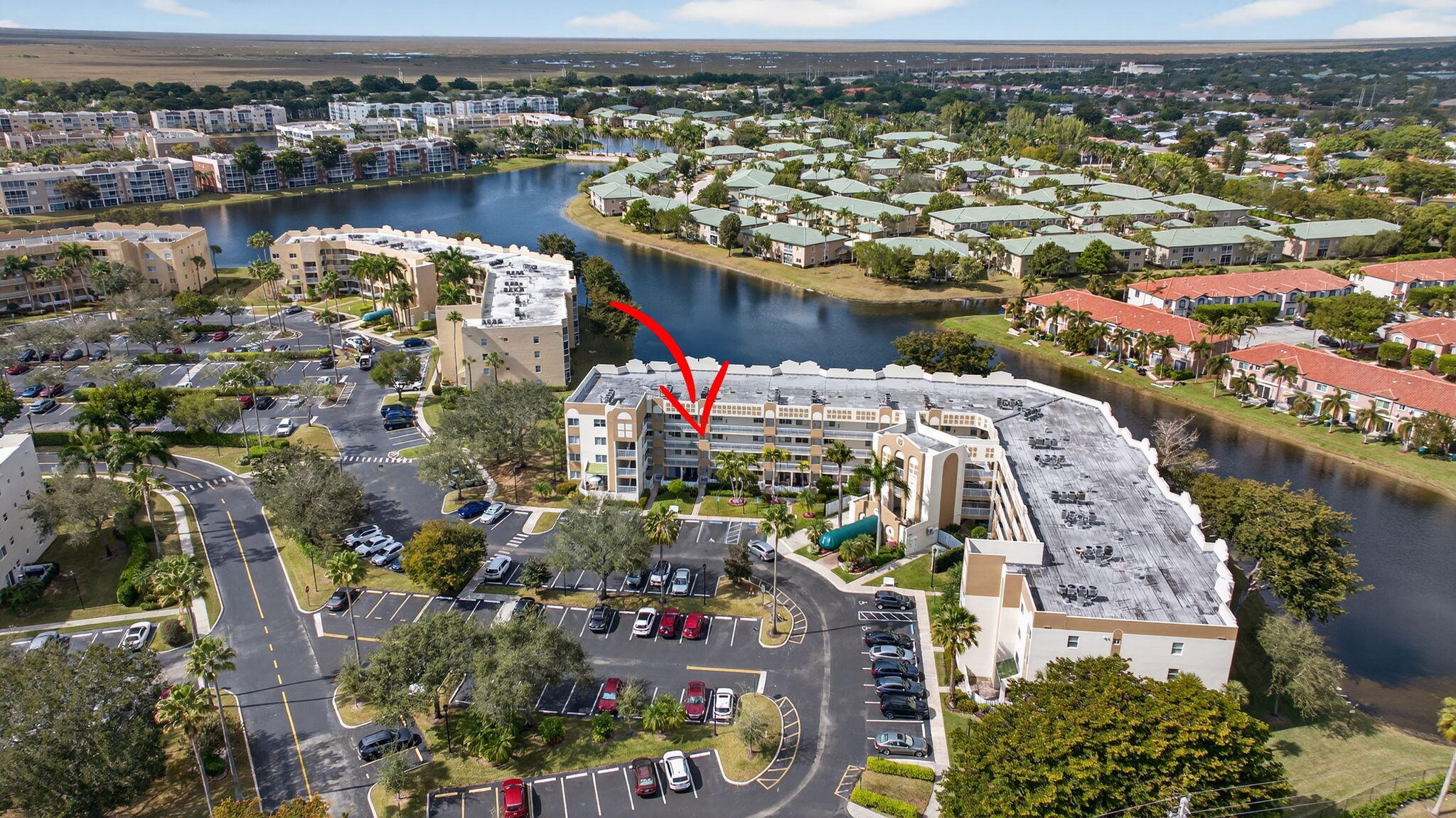 SOUTHAMPTON CONDOMINIUM - Residential