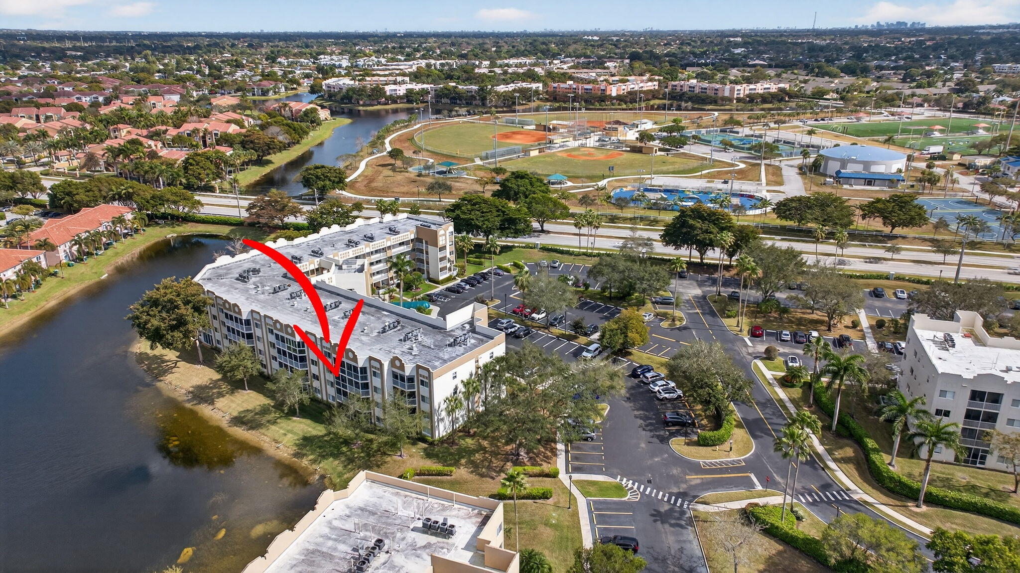 SOUTHAMPTON CONDOMINIUM - Residential