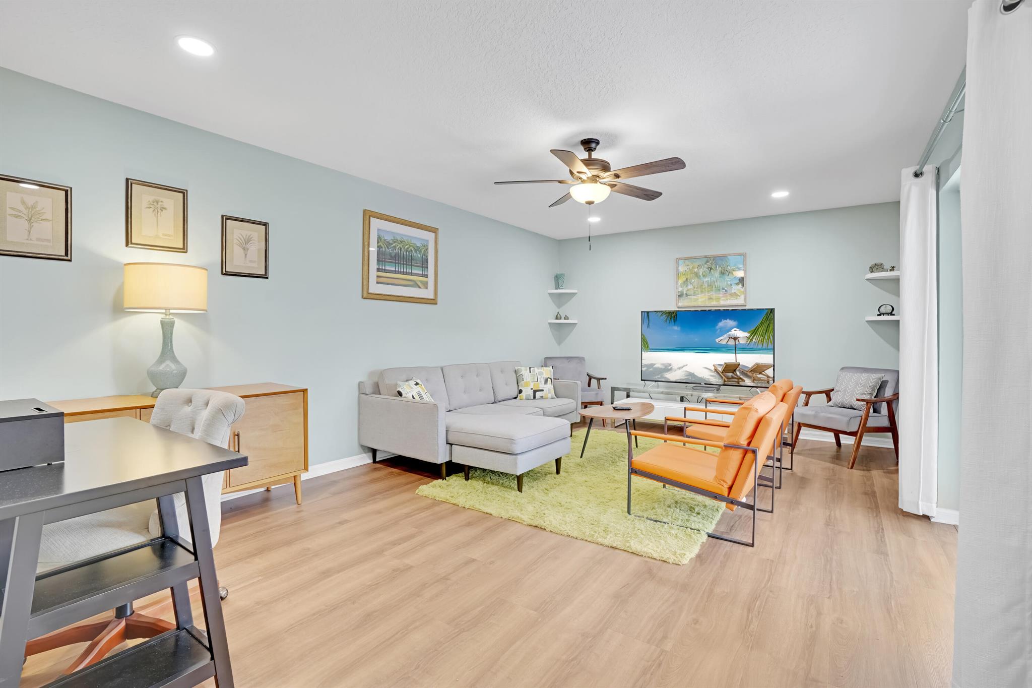 CAMELOT GARDENS PHASES 1 - Residential Lease
