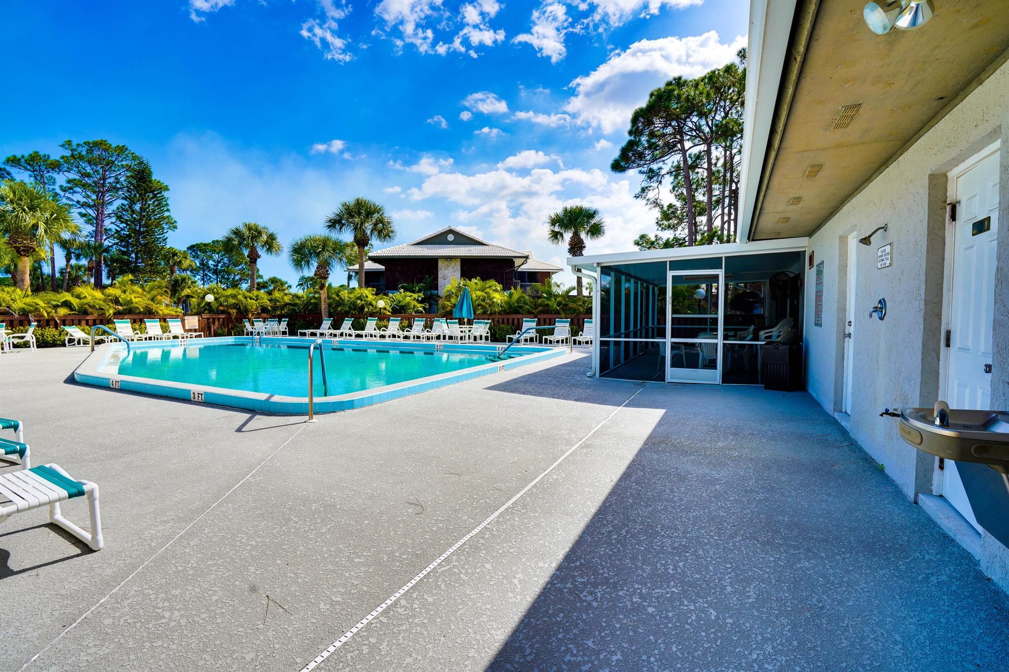 CAMELOT GARDENS PHASES 1 - Residential Lease
