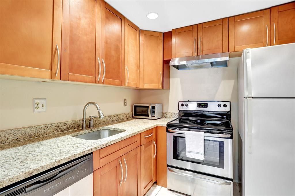 Photo of 606 NW 13th Street #0160, Boca Raton, FL 33486 (MLS # F10500197)