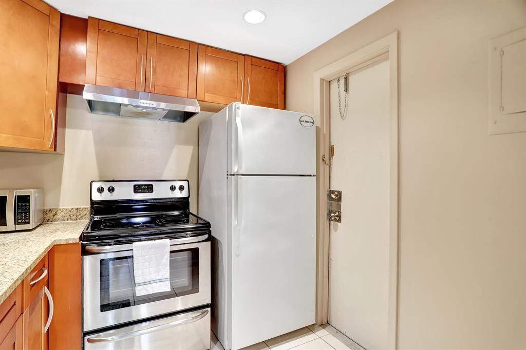 Photo of 606 NW 13th Street #0160, Boca Raton, FL 33486 (MLS # F10500197)