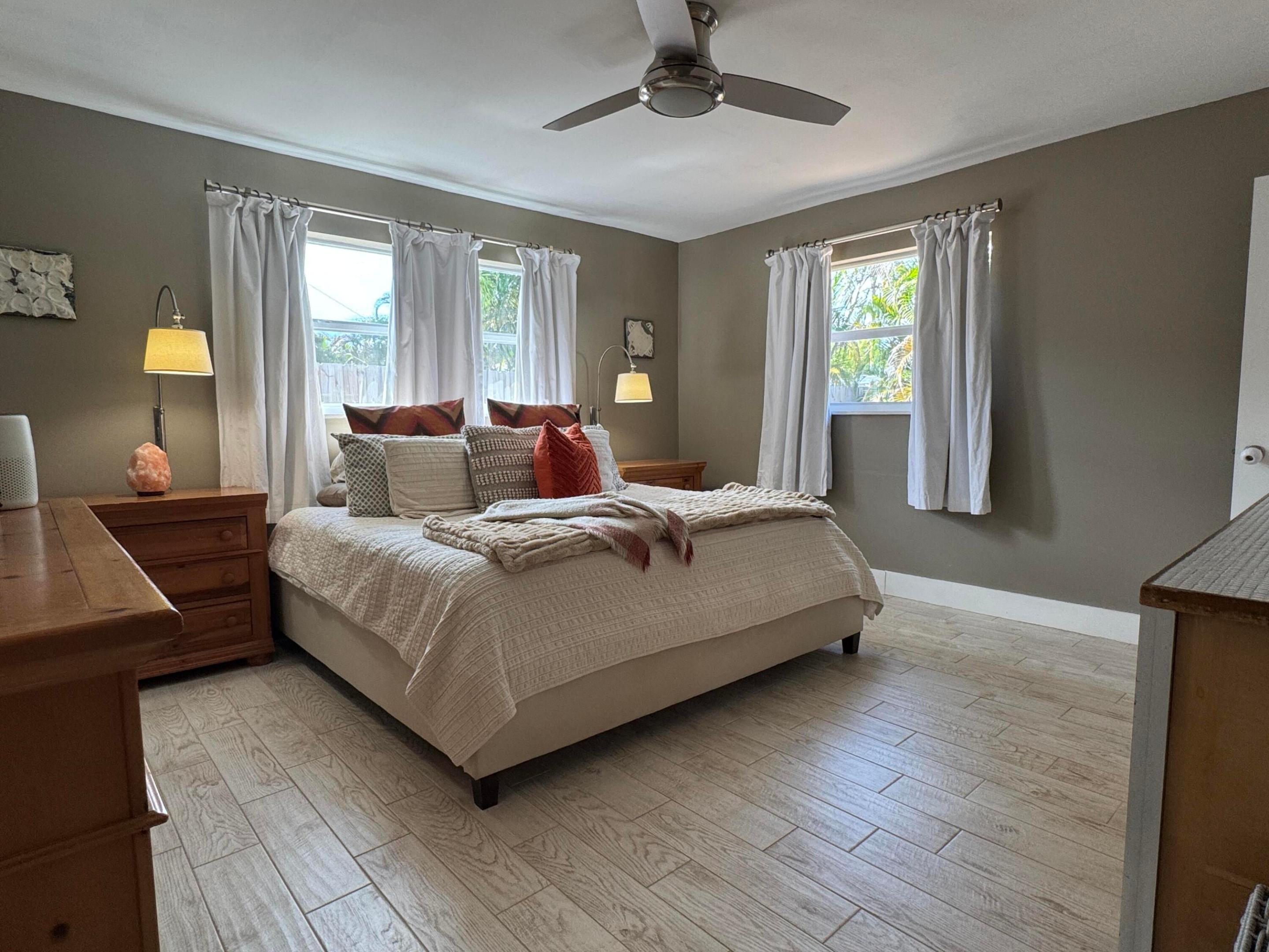 JUPITER IN THE PINES SEC B - Residential