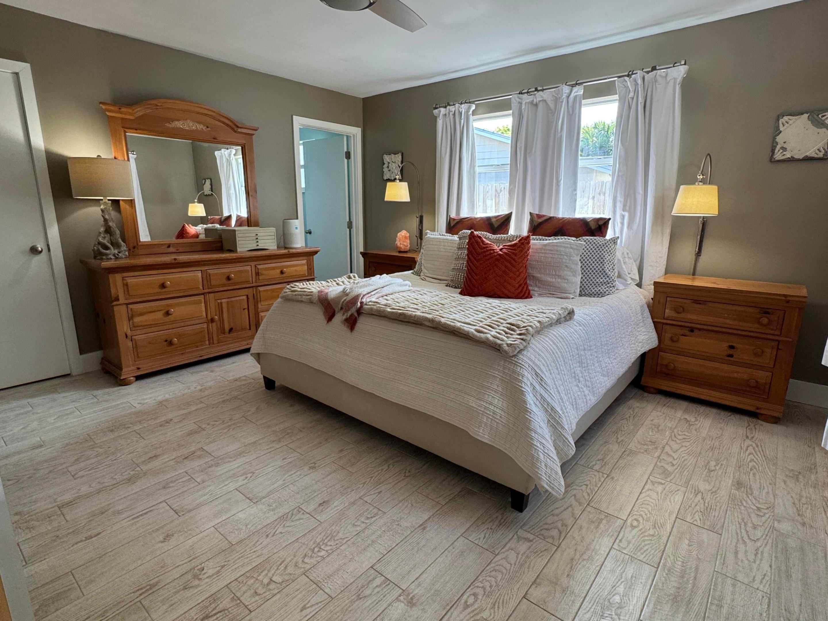 JUPITER IN THE PINES SEC B - Residential