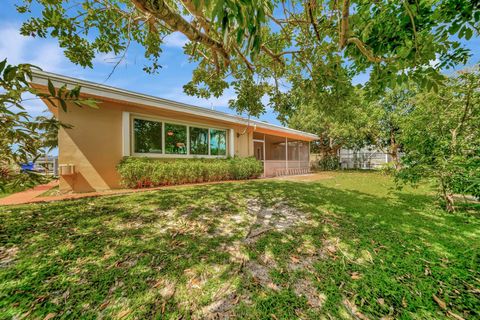 A home in Pembroke Pines