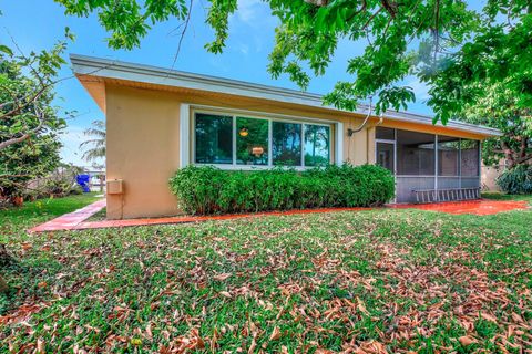 A home in Pembroke Pines