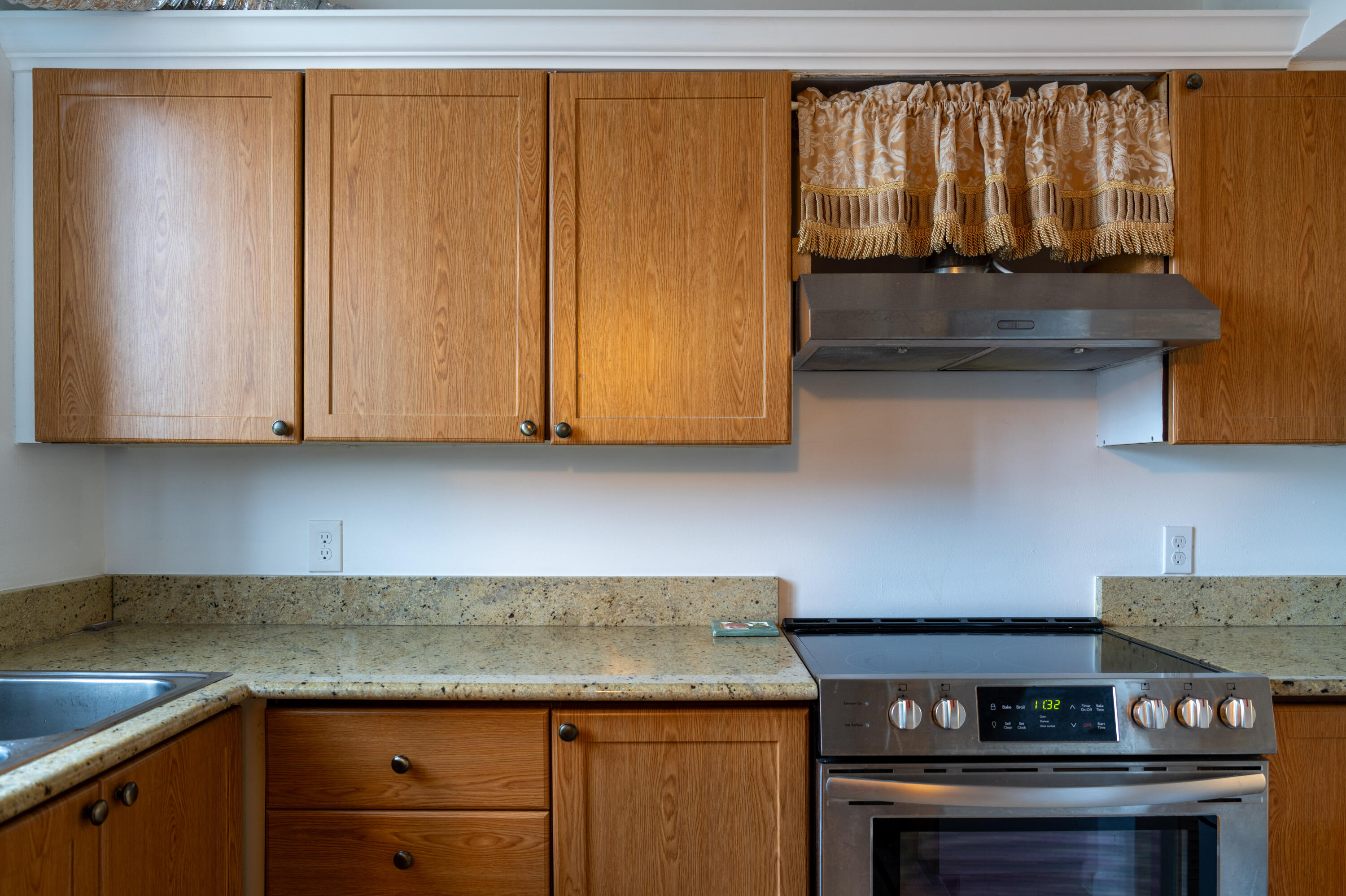 OCEAN TRAIL CONDO IV - Residential