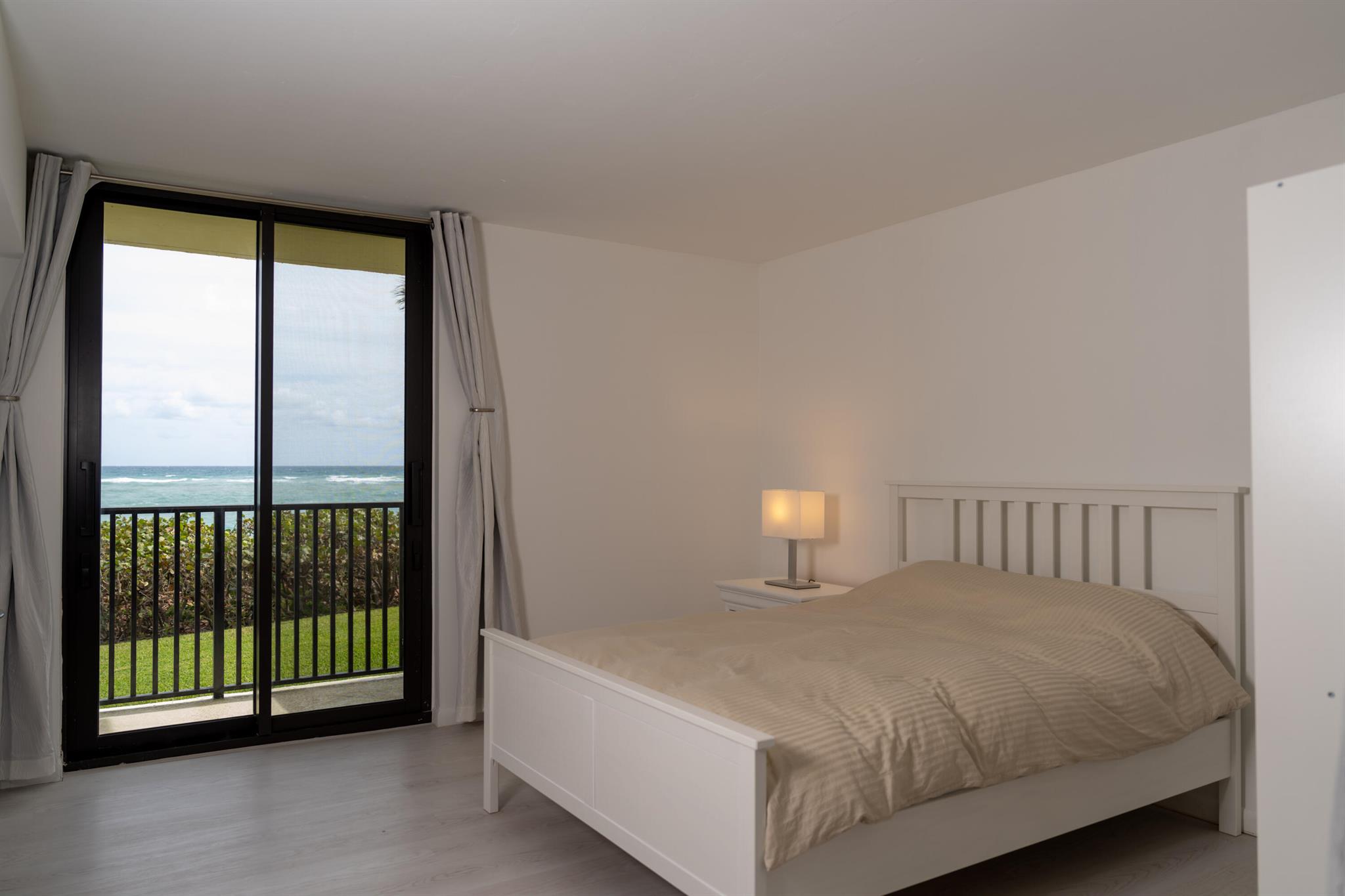 OCEAN TRAIL CONDO IV - Residential