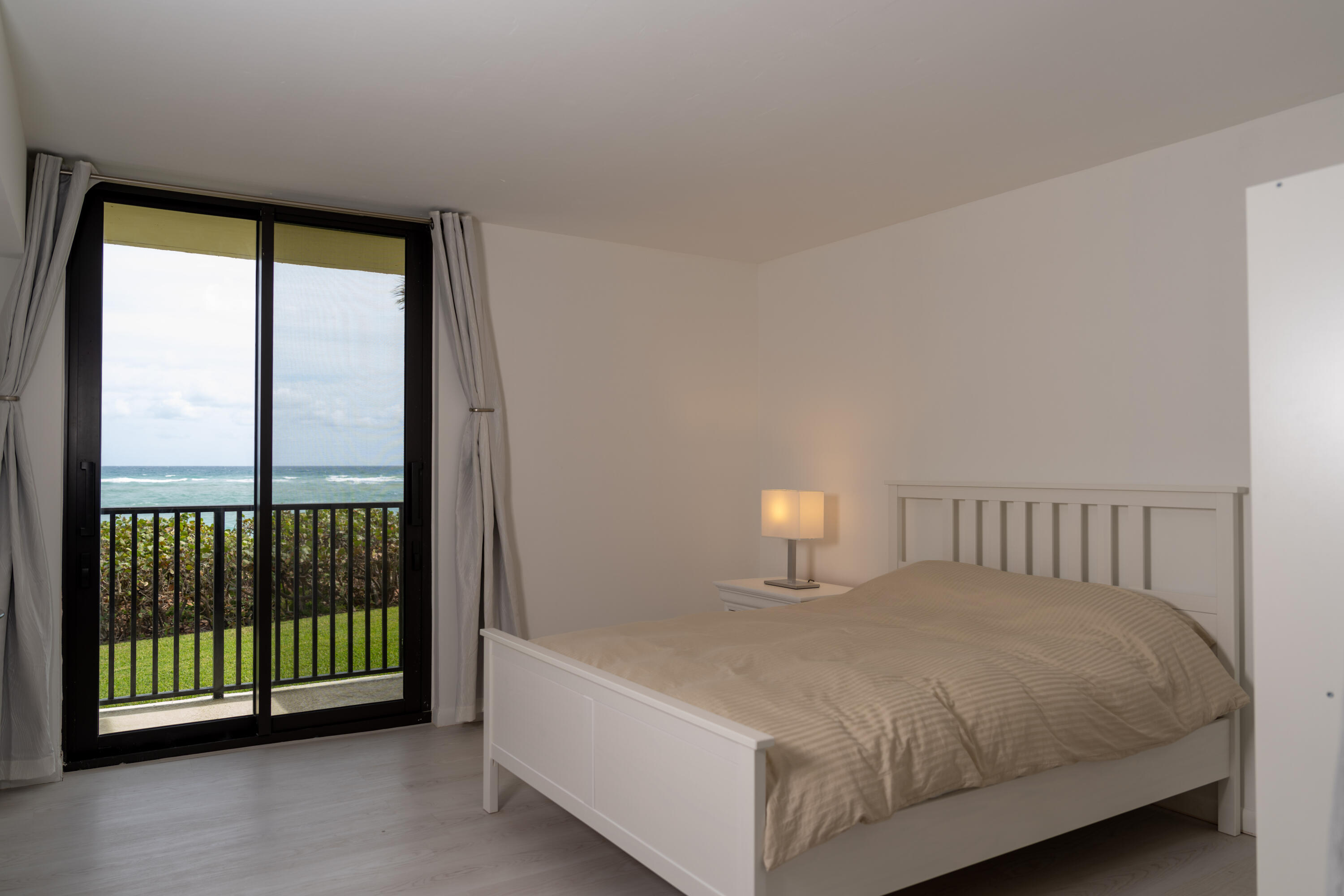 OCEAN TRAIL CONDO IV - Residential