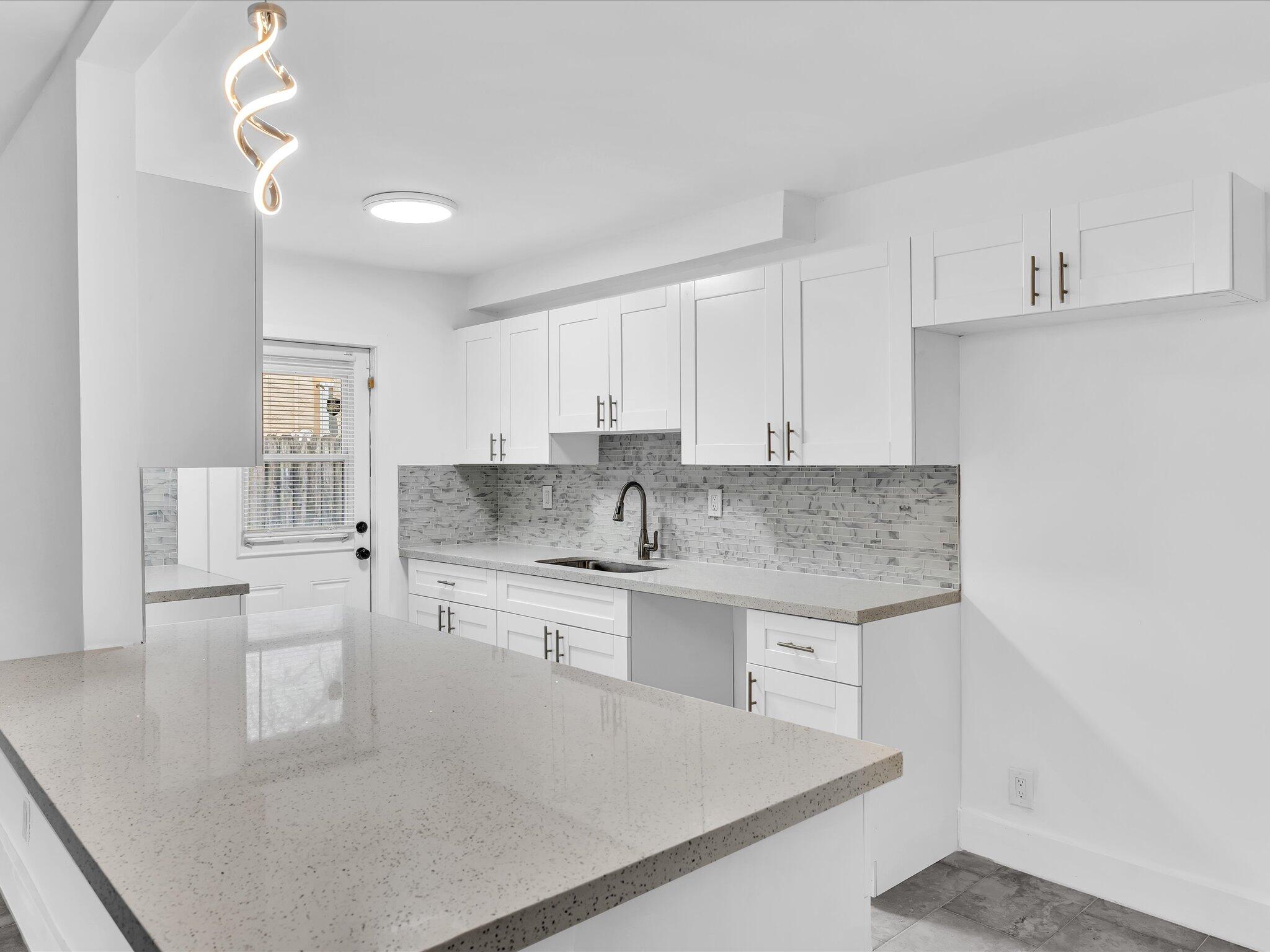 GLENECHO CONDO - Residential