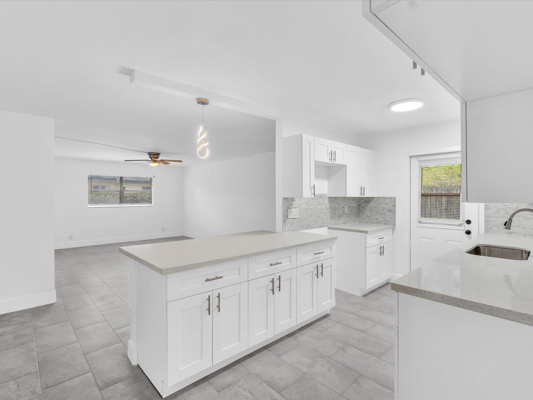 GLENECHO CONDO - Residential