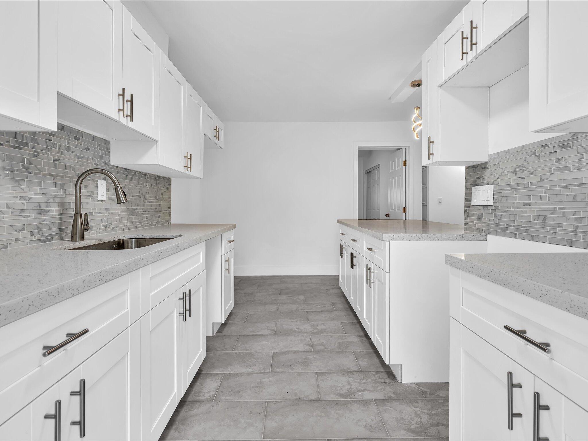 GLENECHO CONDO - Residential