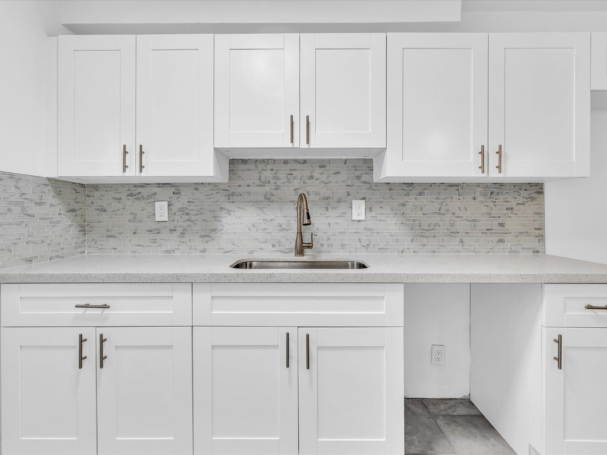 GLENECHO CONDO - Residential