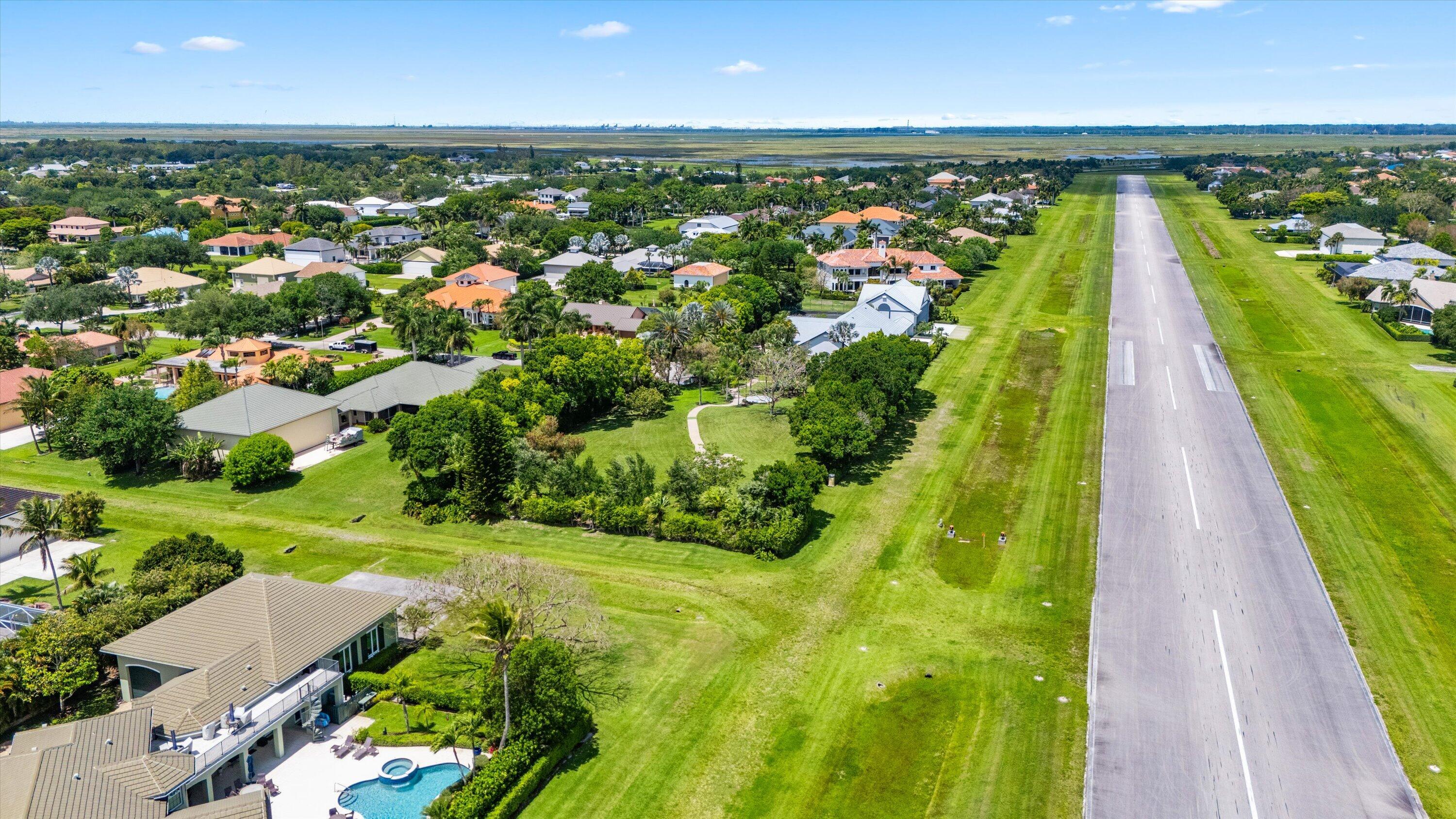 WELLINGTON AERO CLUB OF THE LANDINGS AT WELLINGTON - Residential