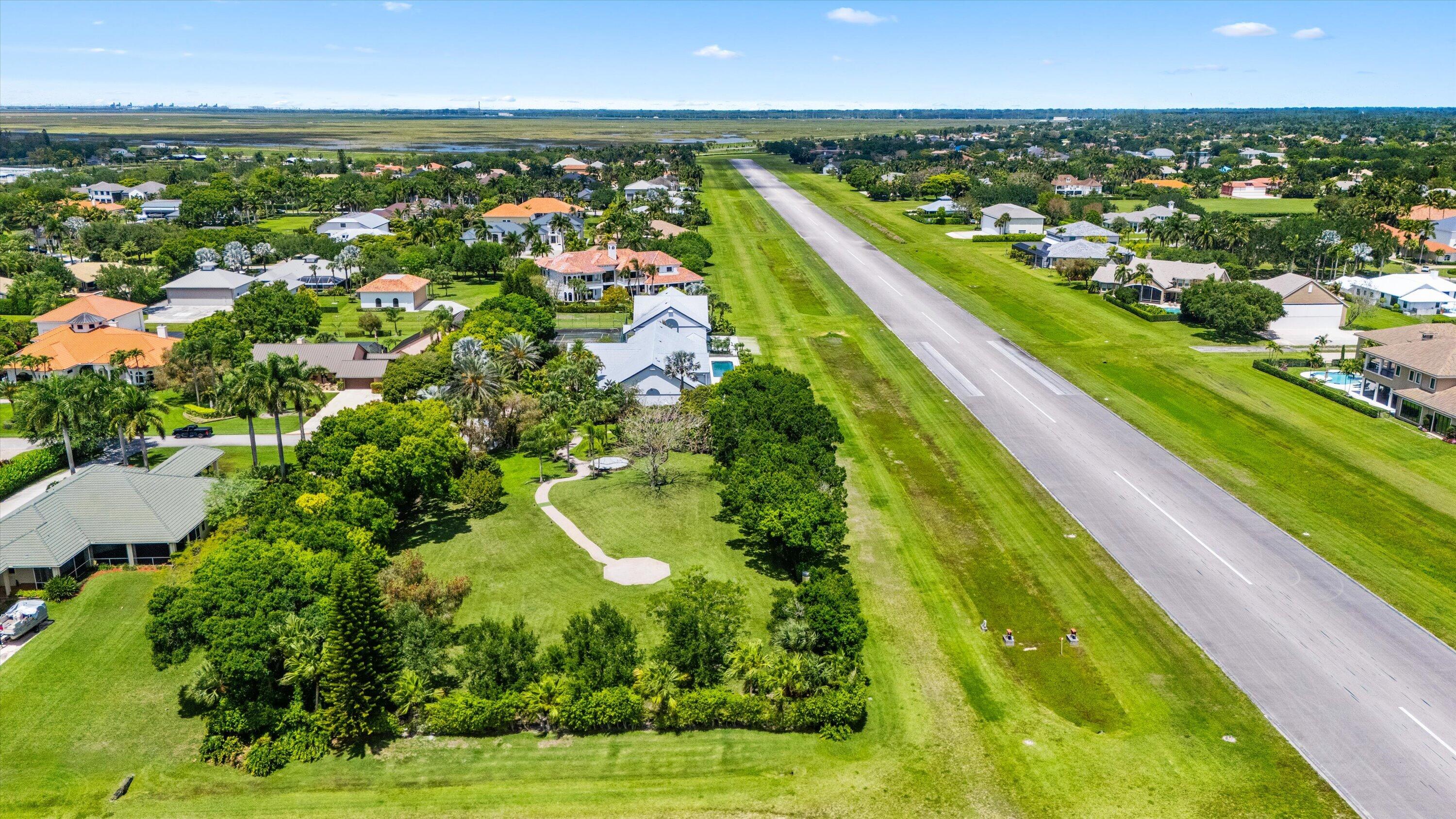 WELLINGTON AERO CLUB OF THE LANDINGS AT WELLINGTON - Residential