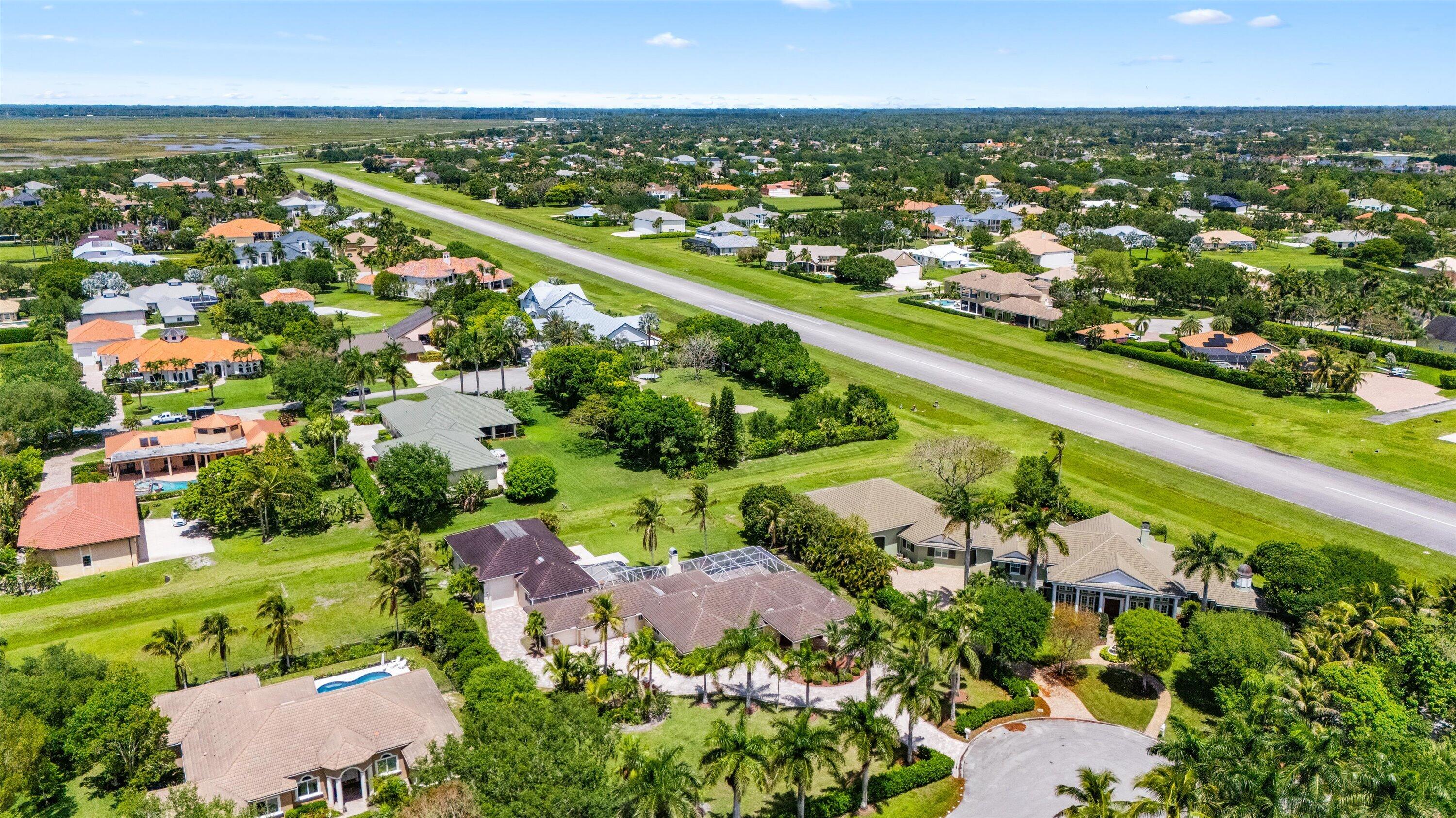 WELLINGTON AERO CLUB OF THE LANDINGS AT WELLINGTON - Residential