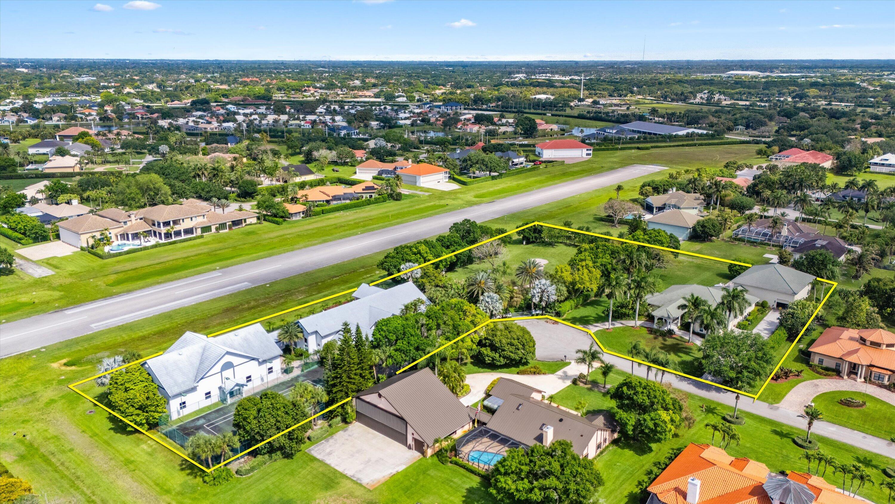 WELLINGTON AERO CLUB OF THE LANDINGS AT WELLINGTON - Residential