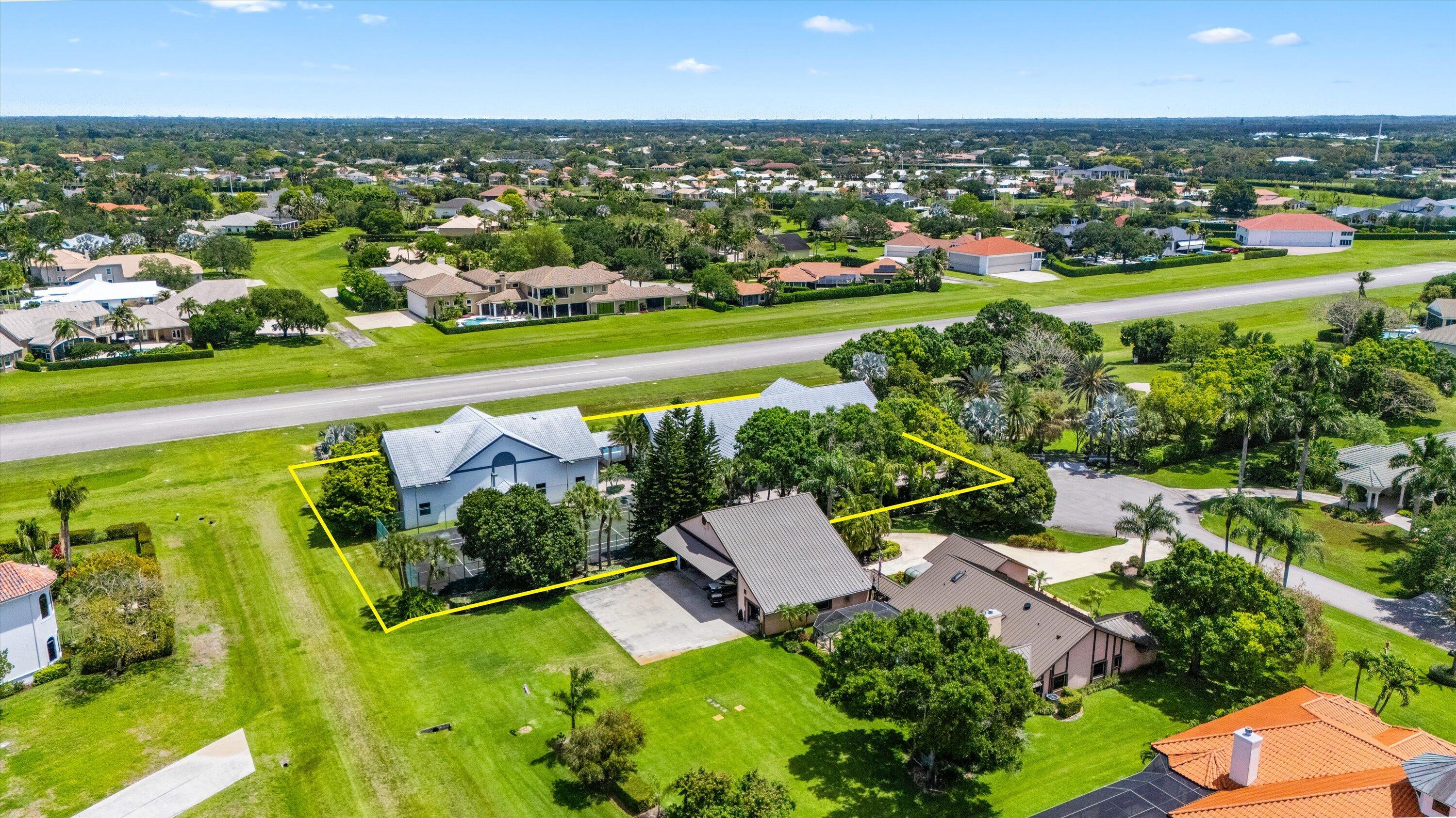 WELLINGTON AERO CLUB OF THE LANDINGS AT WELLINGTON - Residential