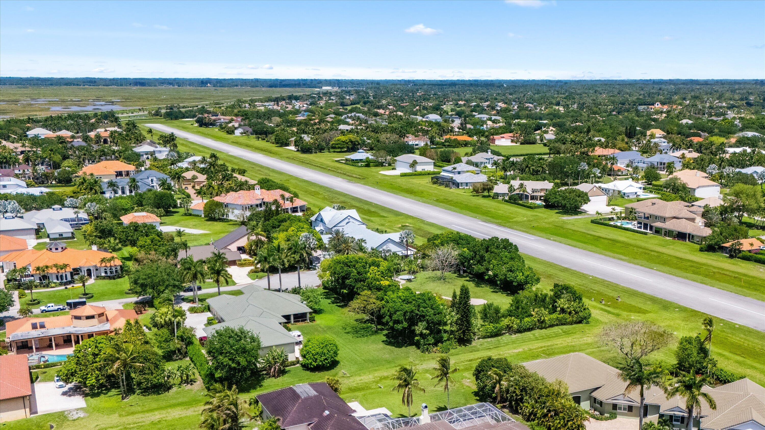WELLINGTON AERO CLUB OF THE LANDINGS AT WELLINGTON - Residential