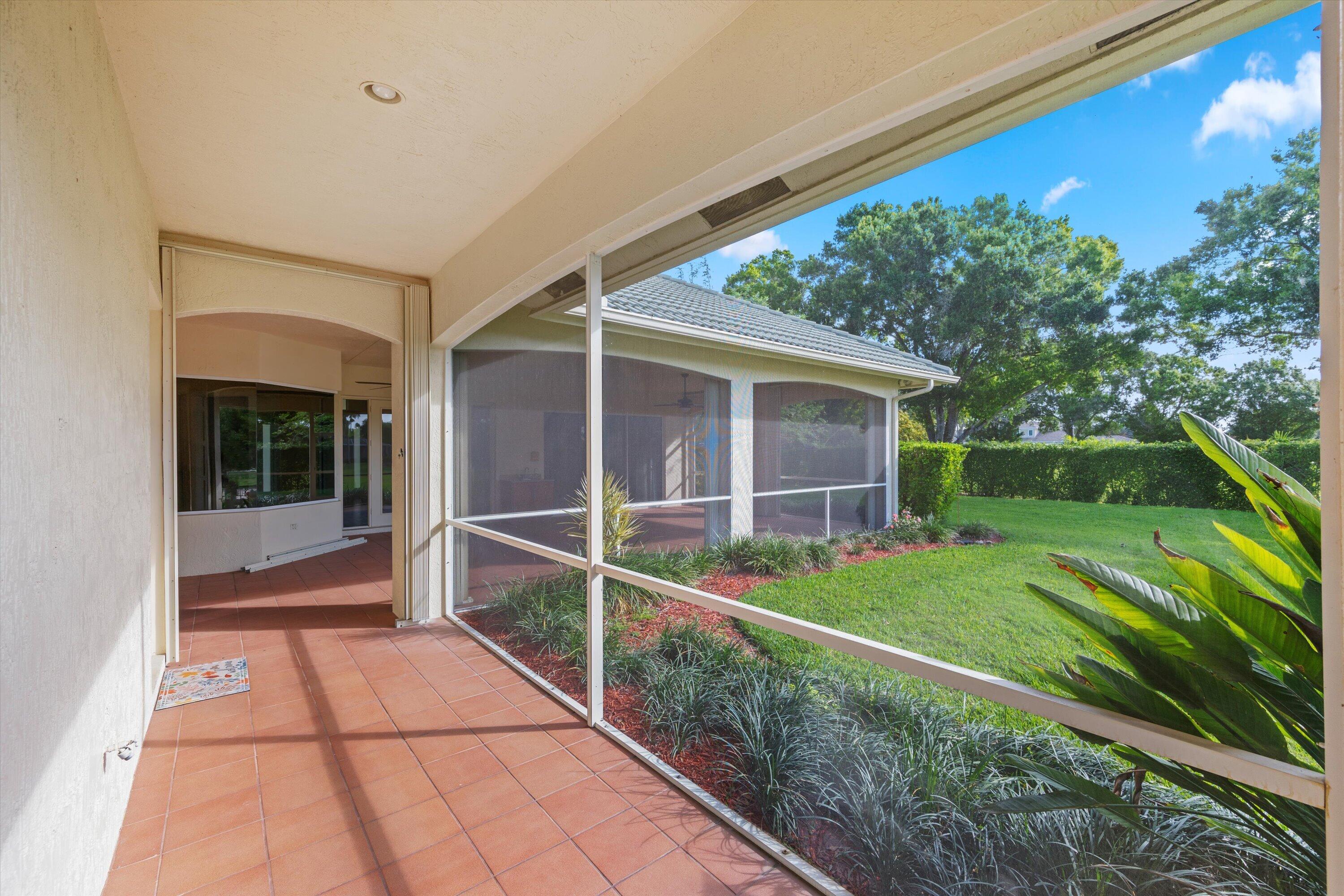 WELLINGTON AERO CLUB OF THE LANDINGS AT WELLINGTON - Residential