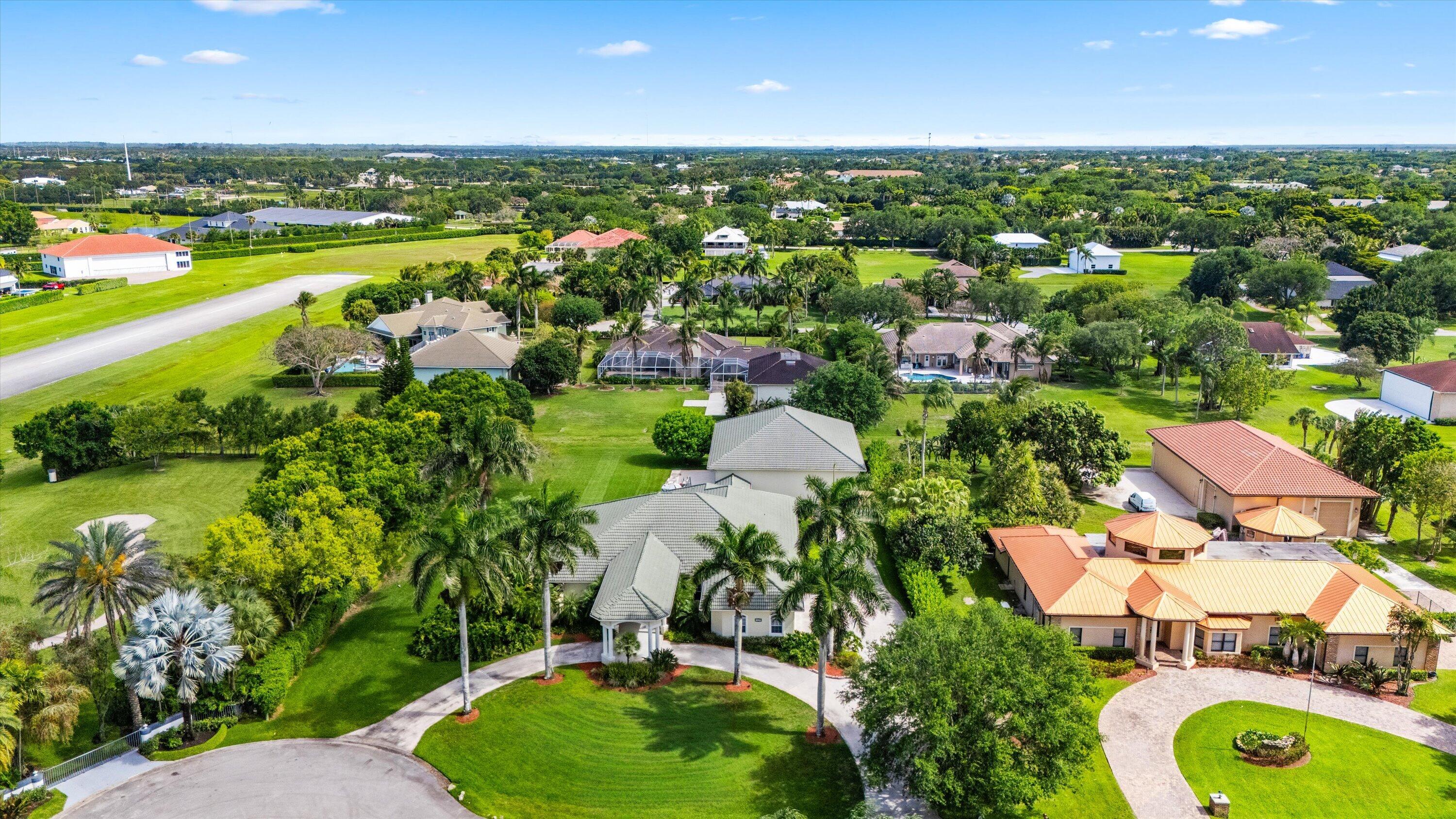 WELLINGTON AERO CLUB OF THE LANDINGS AT WELLINGTON - Residential