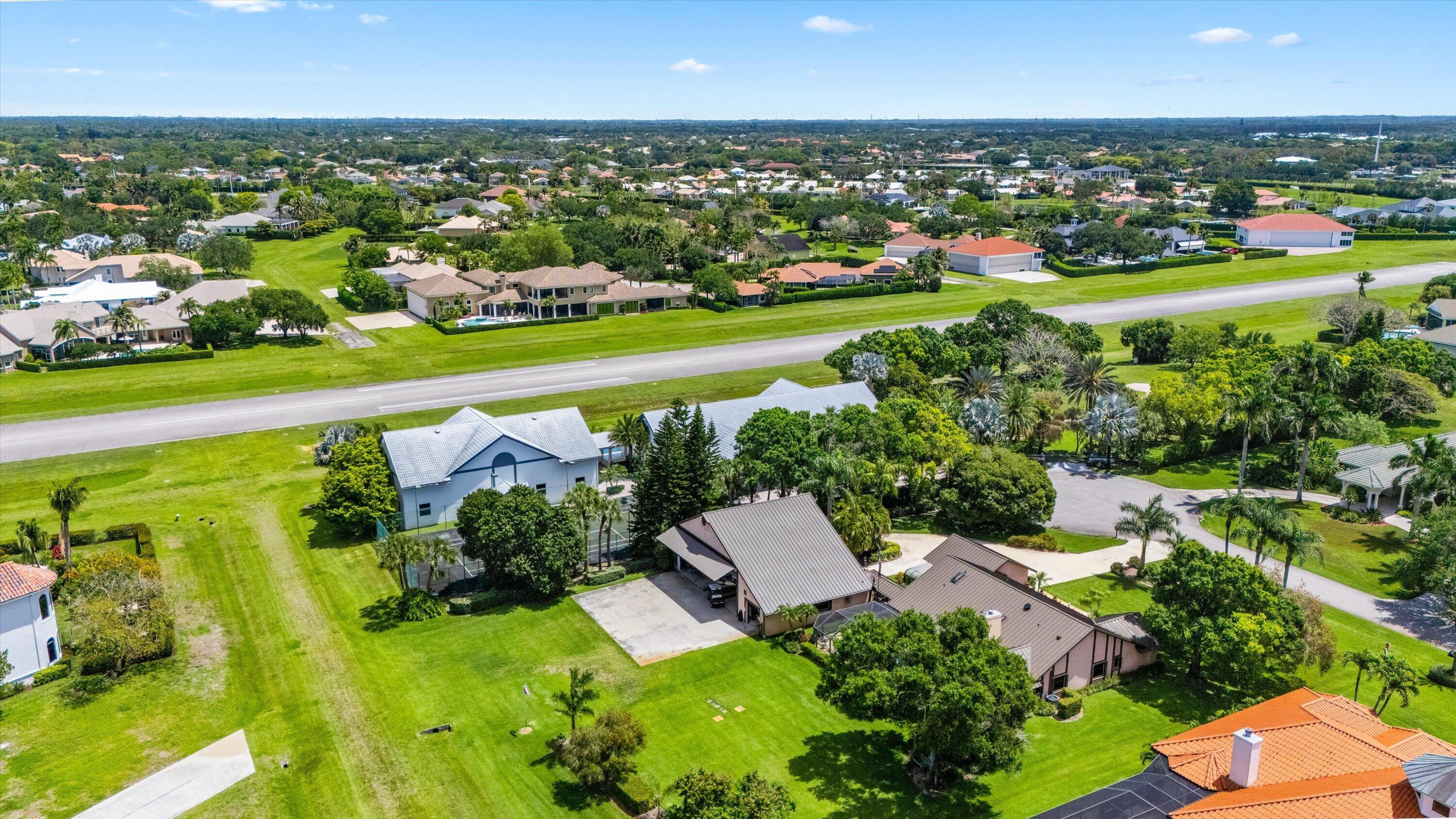 WELLINGTON AERO CLUB OF THE LANDINGS AT WELLINGTON - Residential