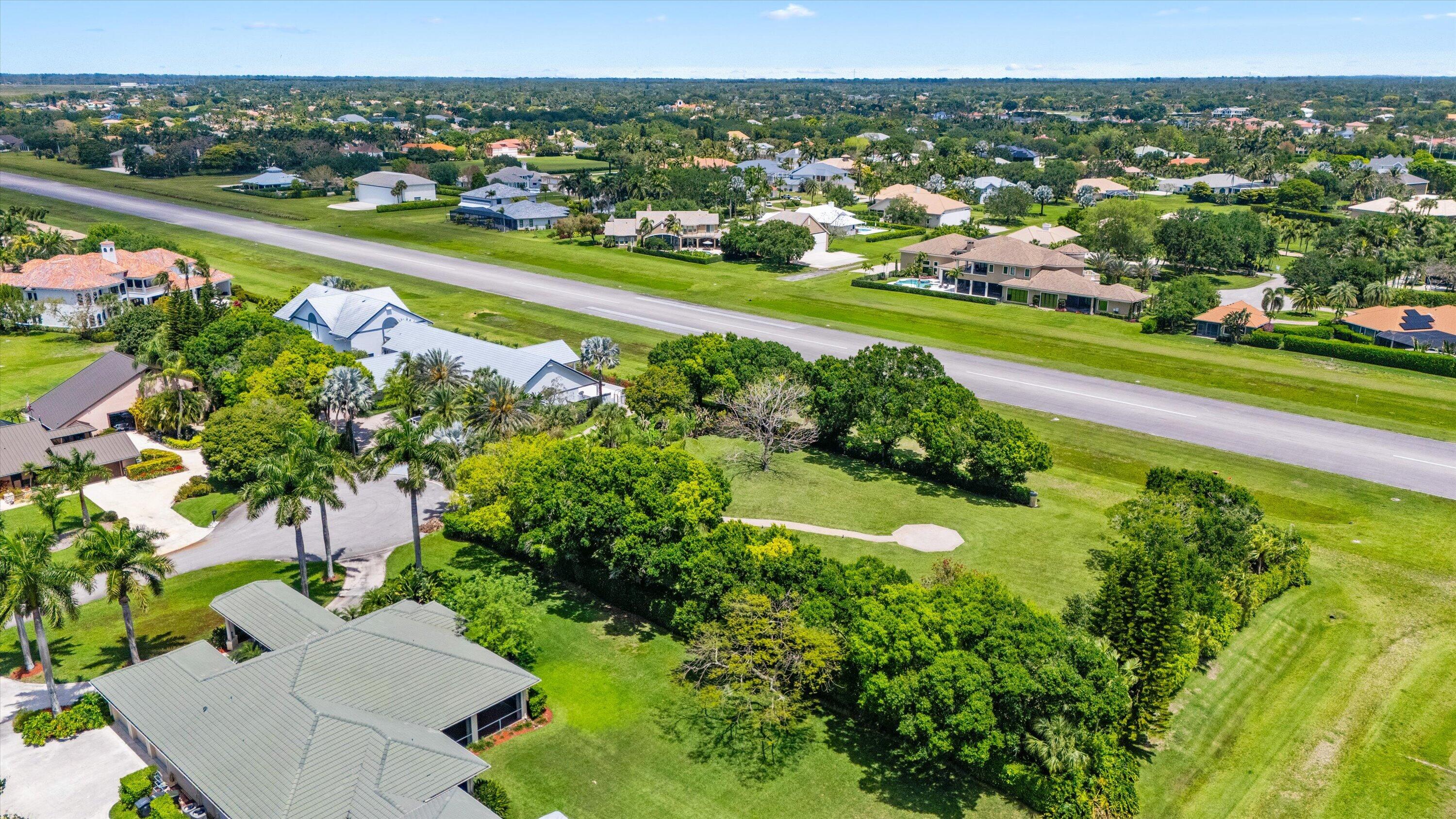 WELLINGTON AERO CLUB OF THE LANDINGS AT WELLINGTON - Residential