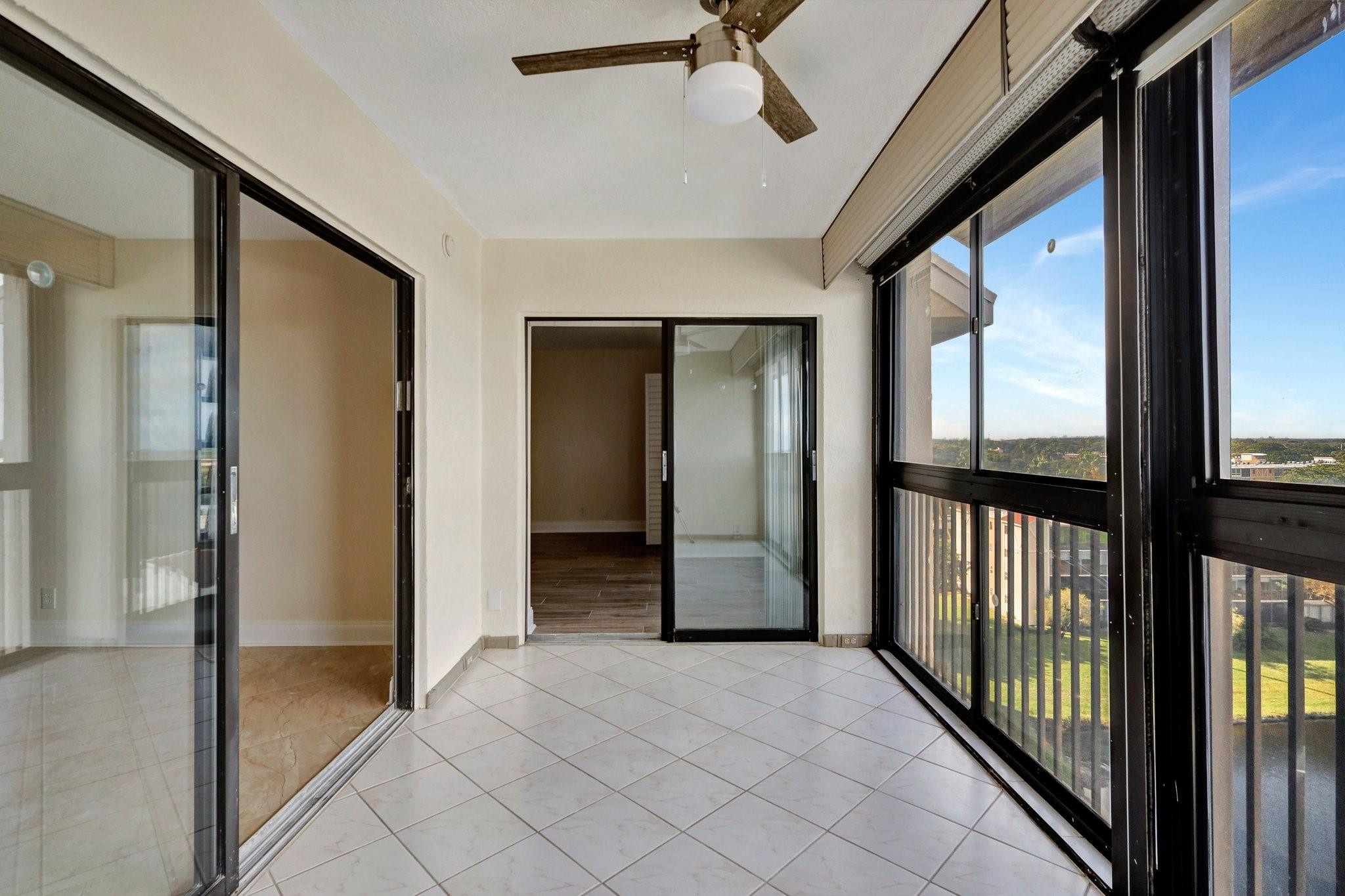 HUNTINGTON LAKES SEC ONE CONDOS - Residential