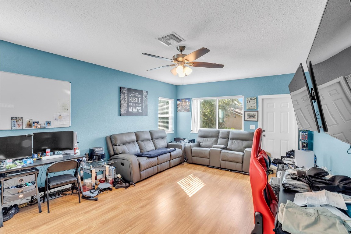 Lakeview West 158-44 B - Residential