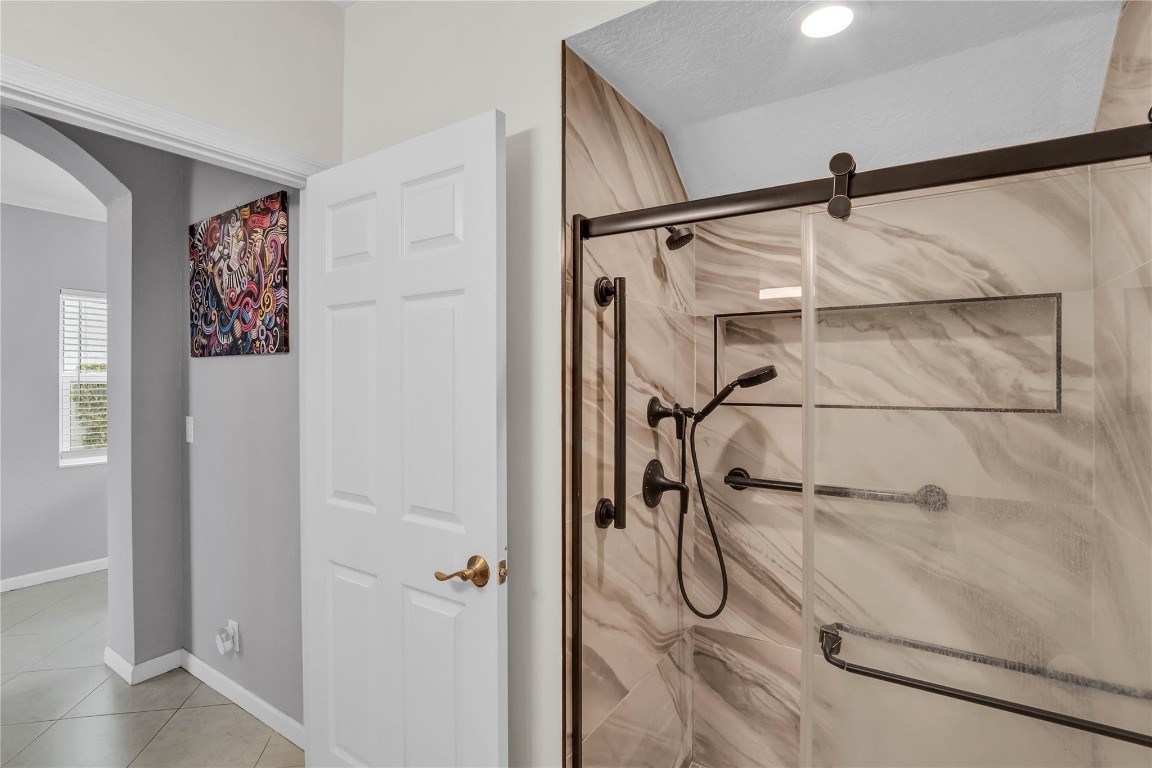 Lakeview West 158-44 B - Residential