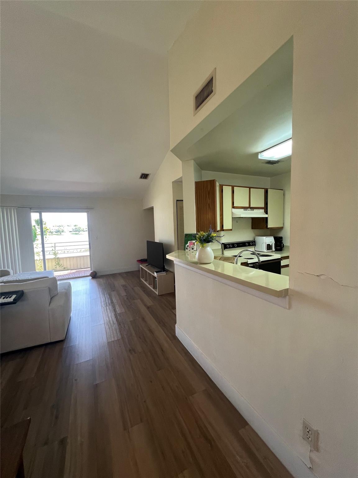 Summer Lake Condominium - Residential