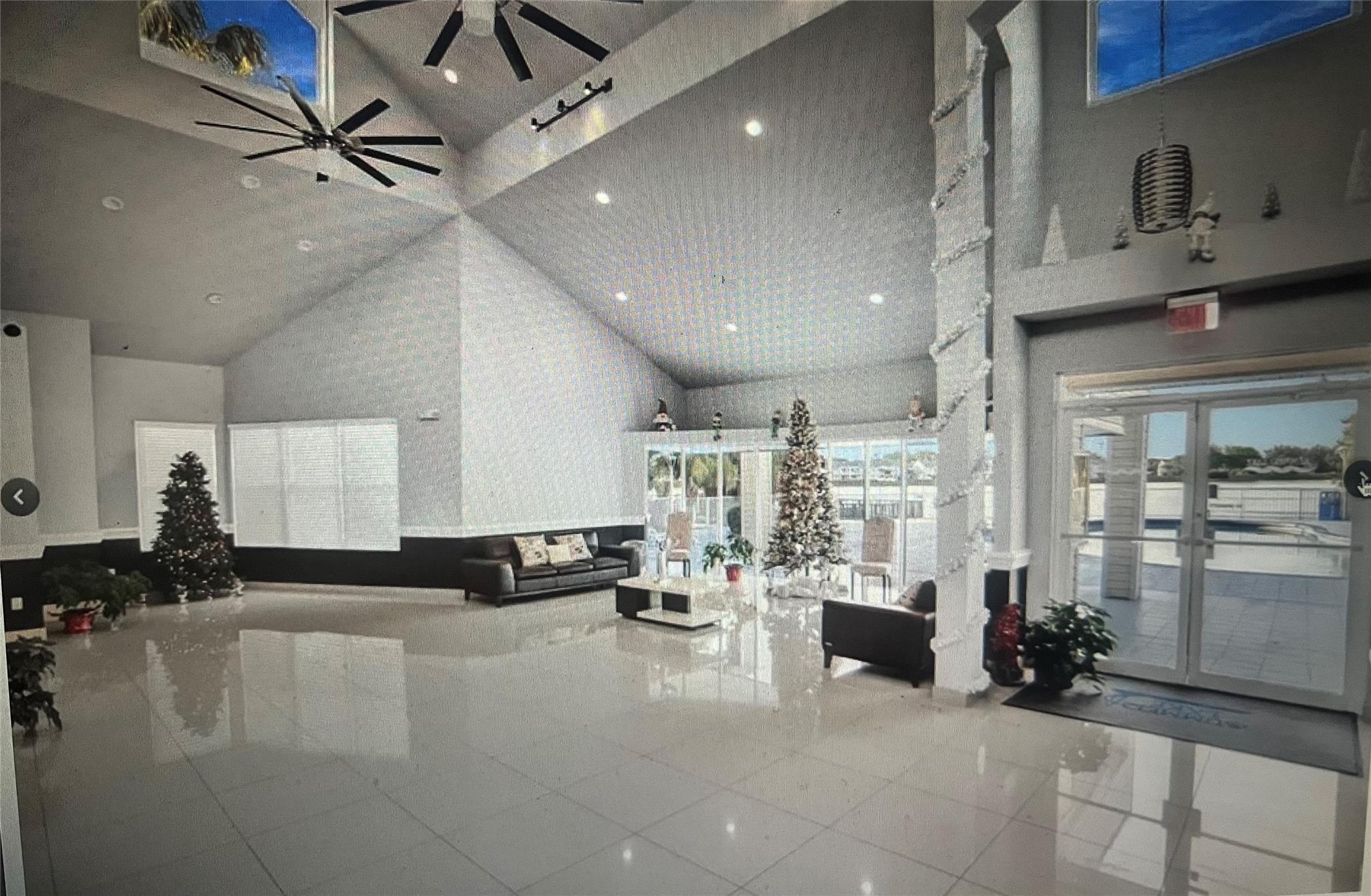 Summer Lake Condominium - Residential