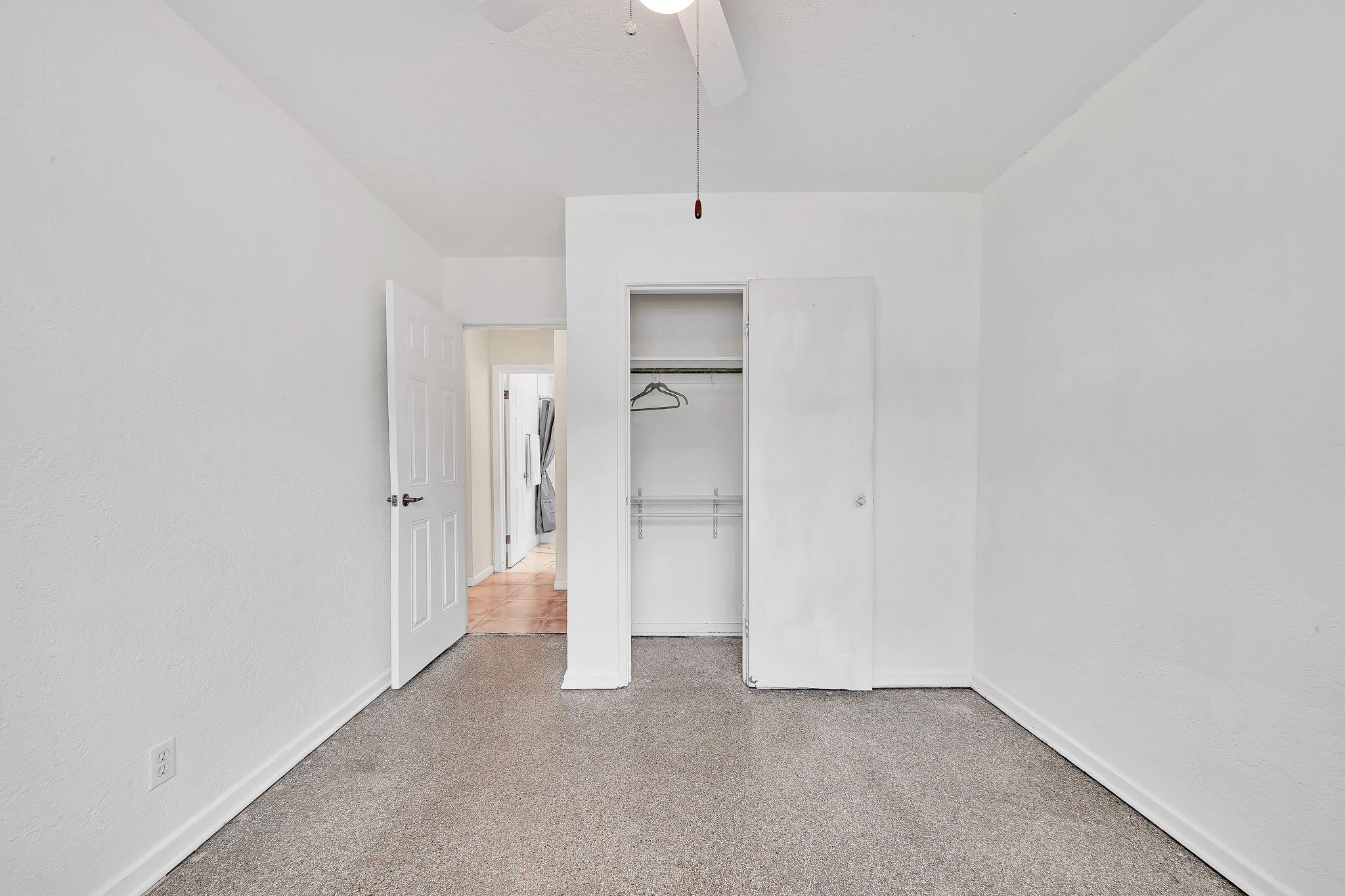 LYONS PARK - Residential Lease