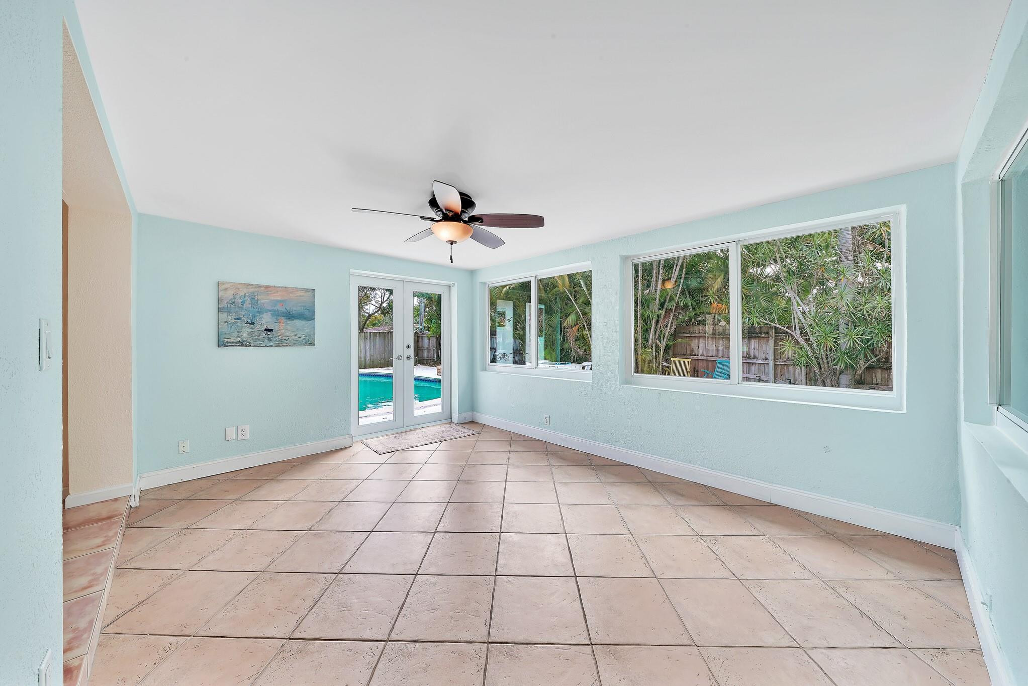 LYONS PARK - Residential Lease