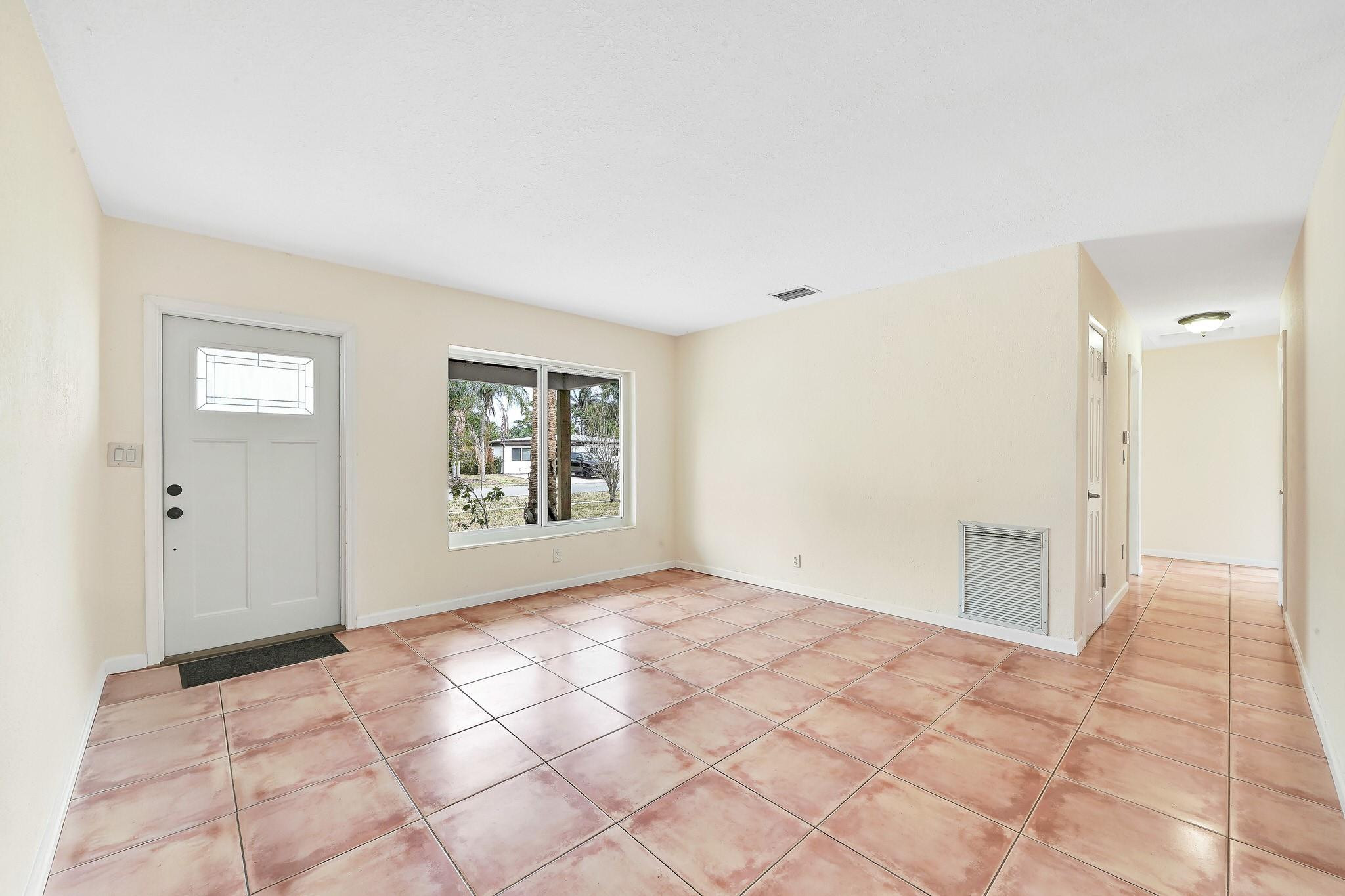 LYONS PARK - Residential Lease