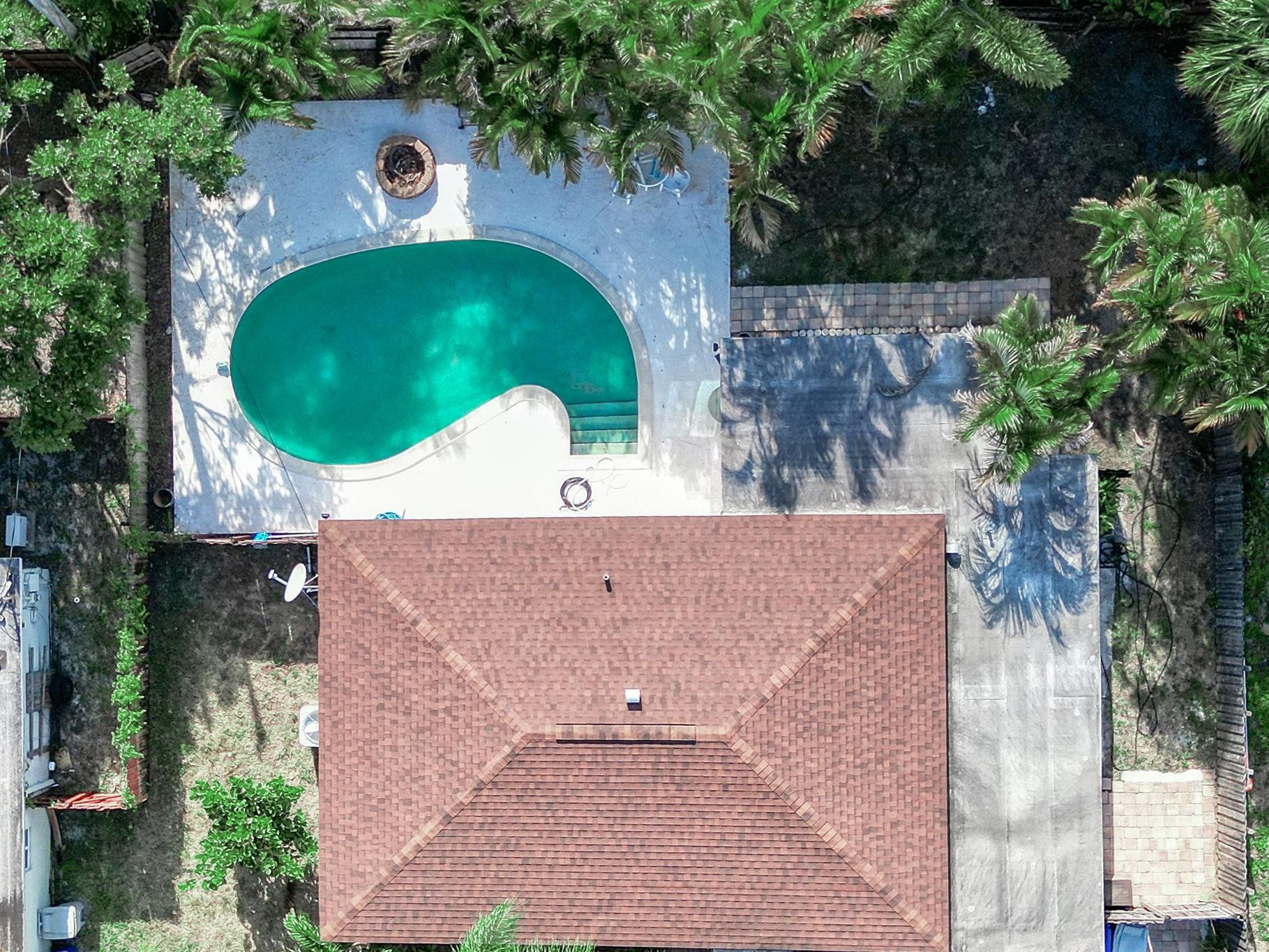 LYONS PARK - Residential Lease