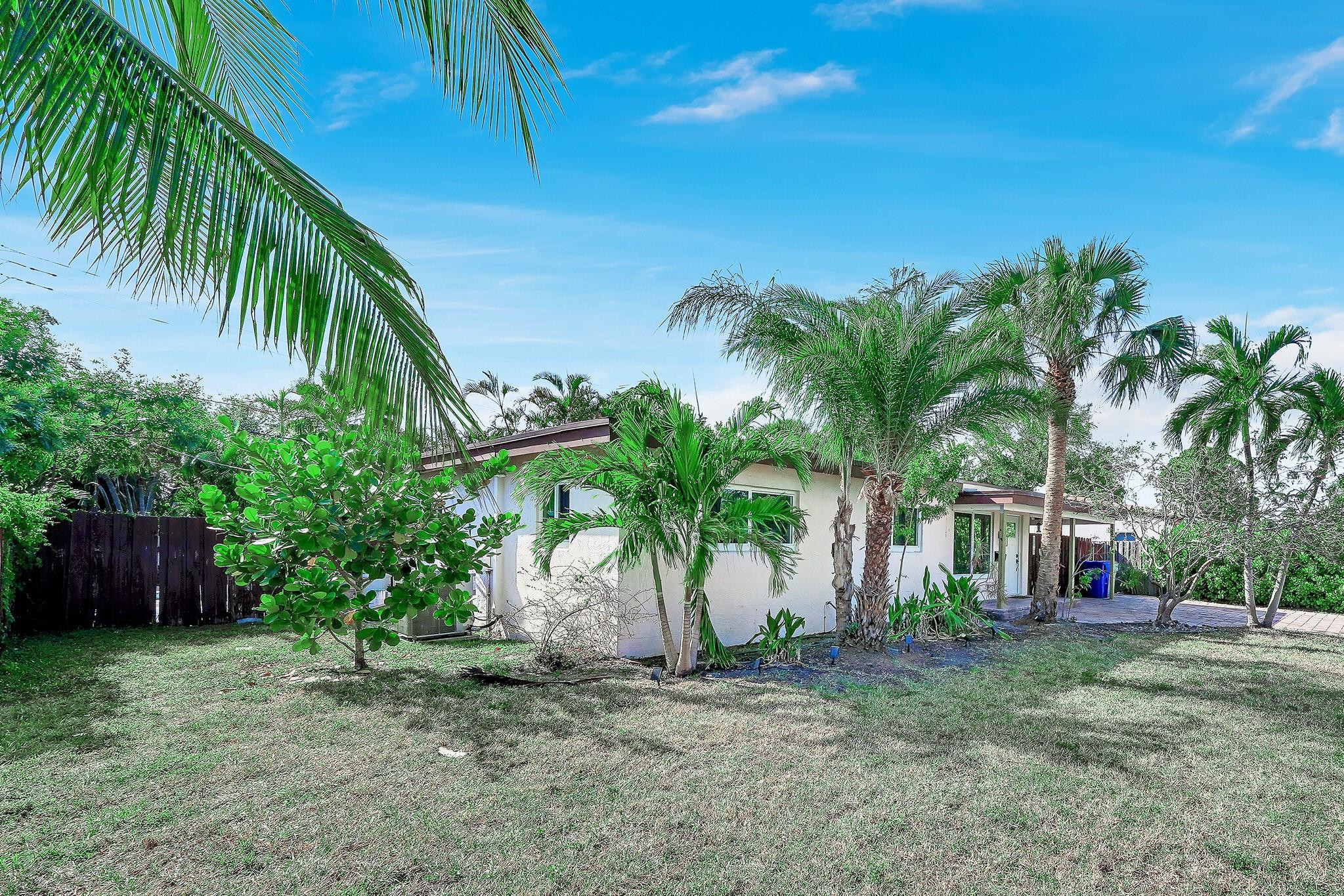 LYONS PARK - Residential Lease