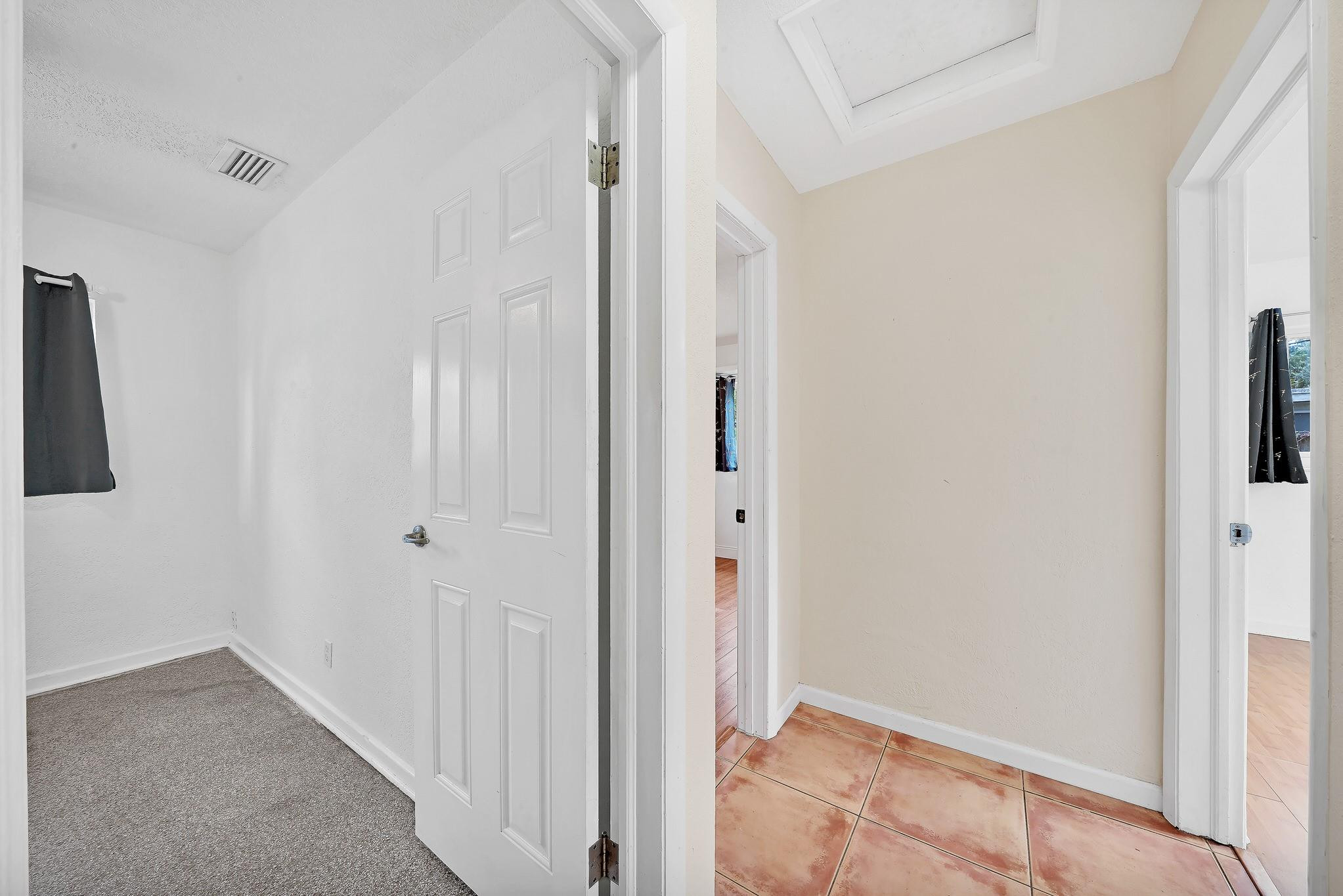 LYONS PARK - Residential Lease