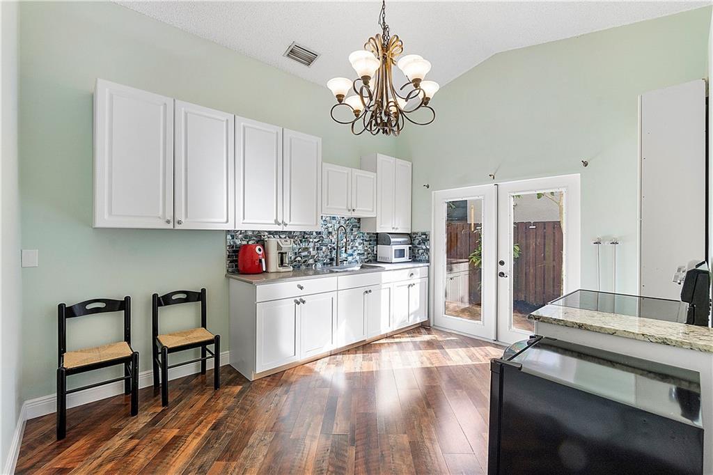 NORTH SPRINGS - Residential
