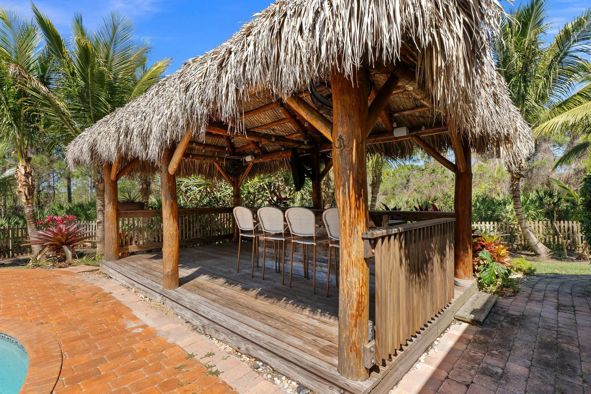 PINEAPPLE PLANTATION (AKA - Residential