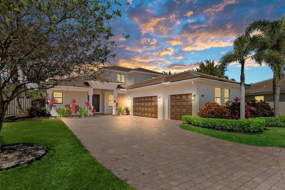 PINEAPPLE PLANTATION (AKA PINES) - Residential