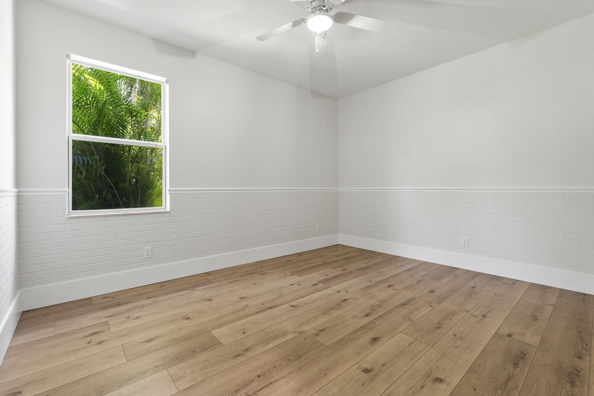 PINEAPPLE PLANTATION (AKA - Residential