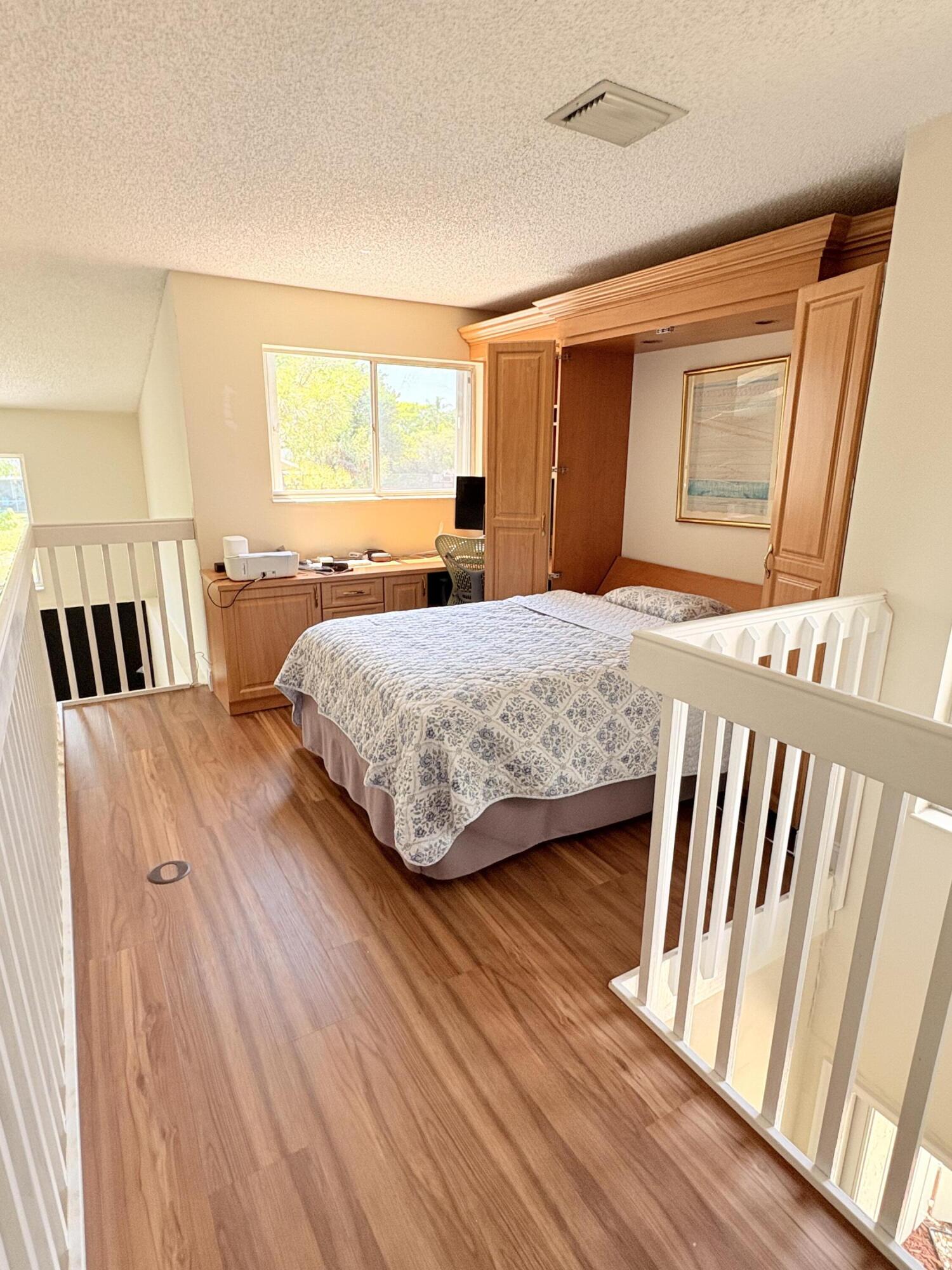 CORAL POINT NORTH - Residential